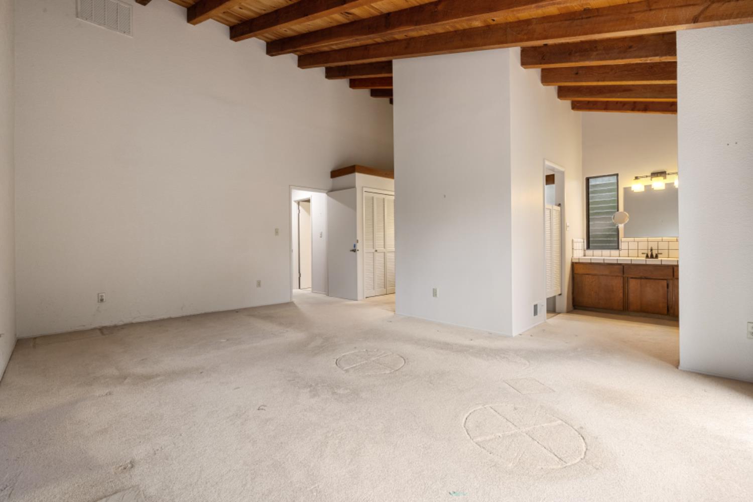 218 Brook Way, Modesto, CA 95354