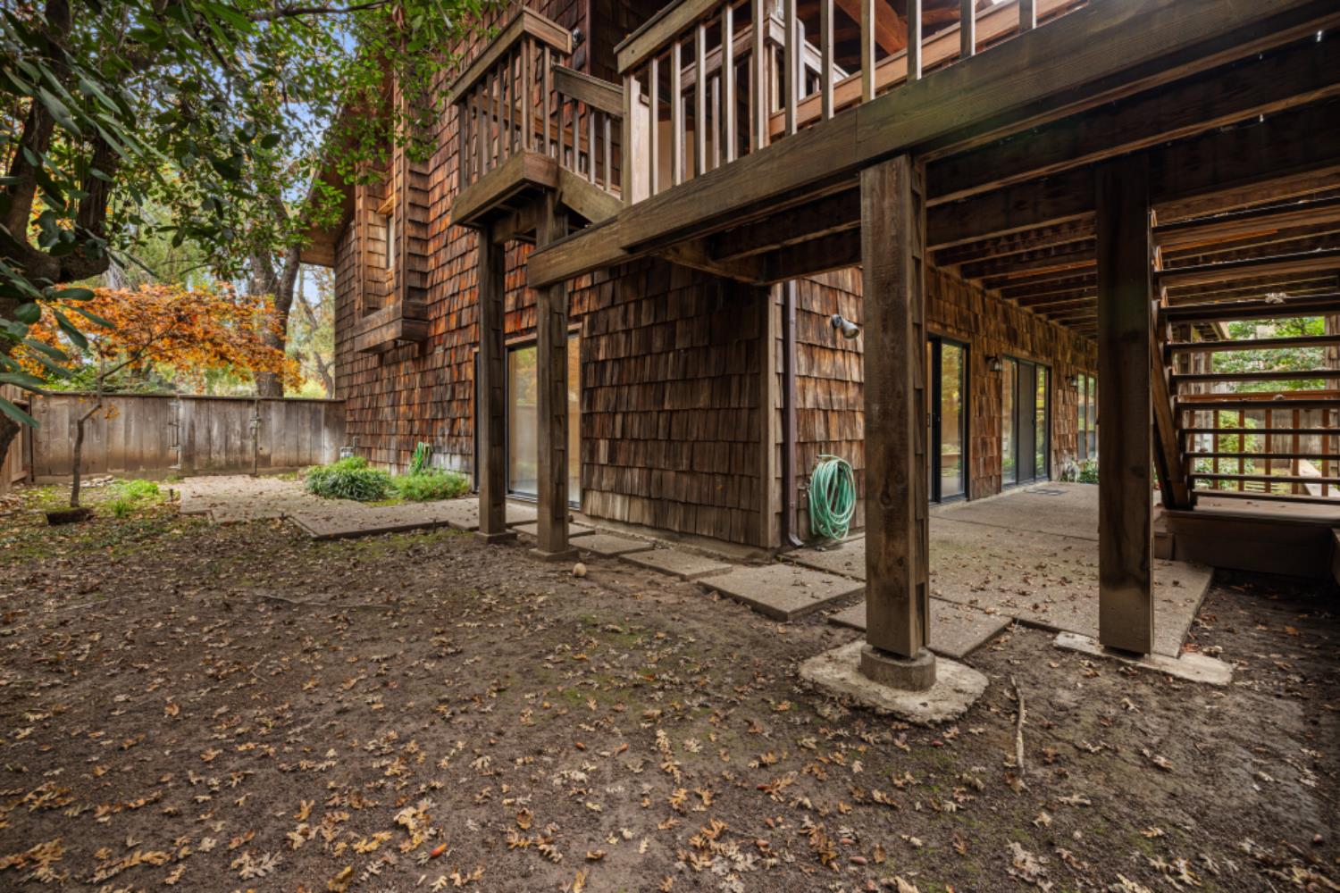 218 Brook Way, Modesto, CA 95354