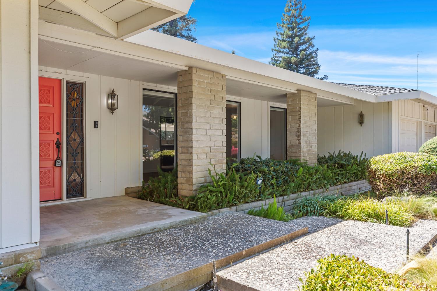 2620 Portsmouth Ln, Modesto, CA 95355