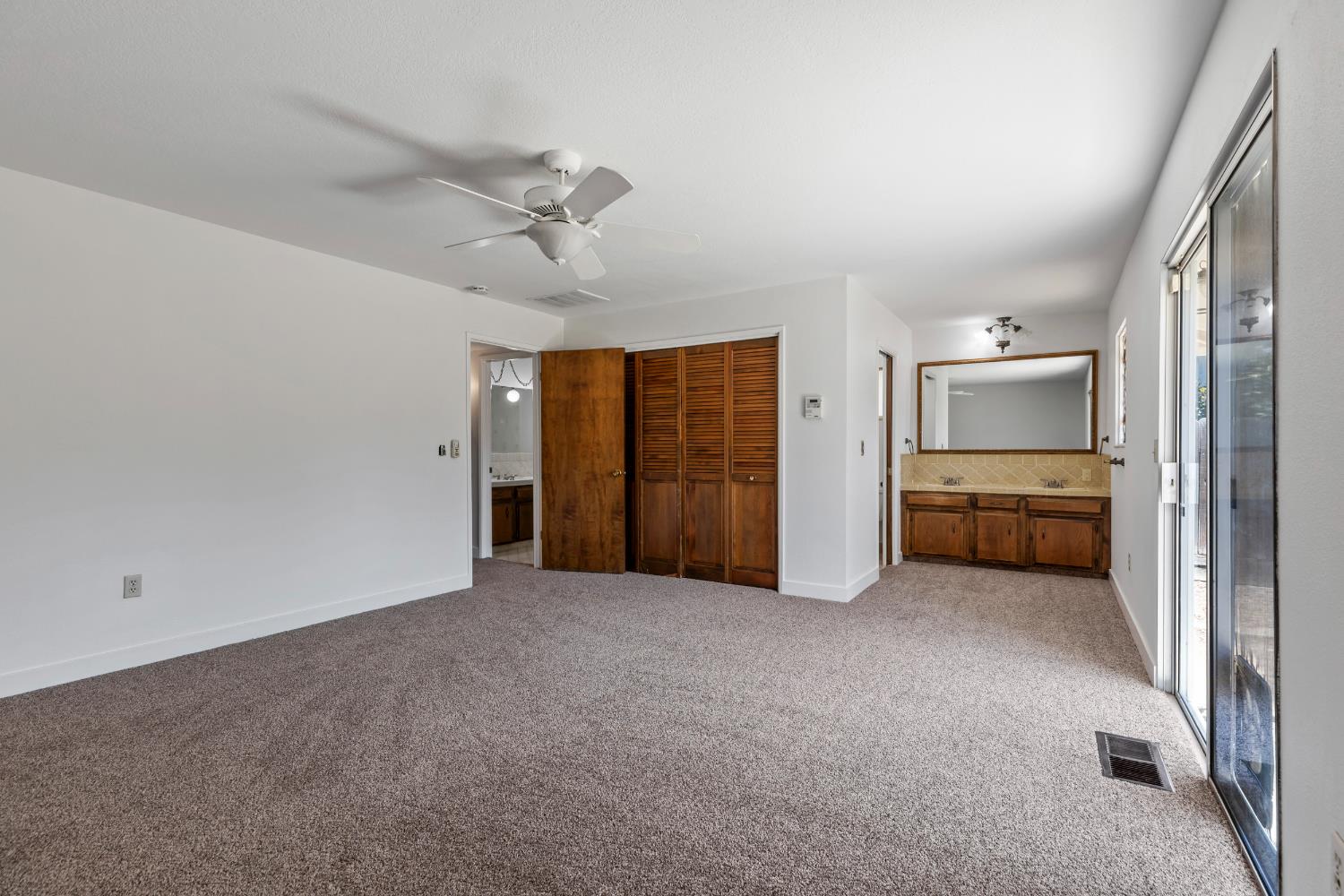 2620 Portsmouth Ln, Modesto, CA 95355