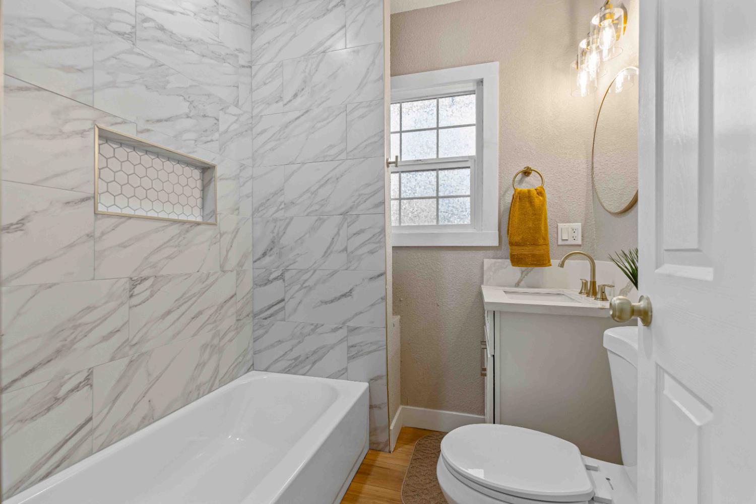 223 Achor Ct, Modesto, CA 95354