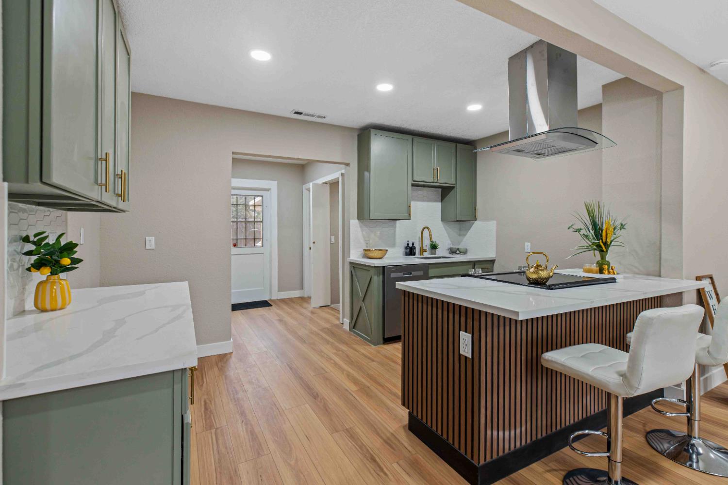 223 Achor Ct, Modesto, CA 95354