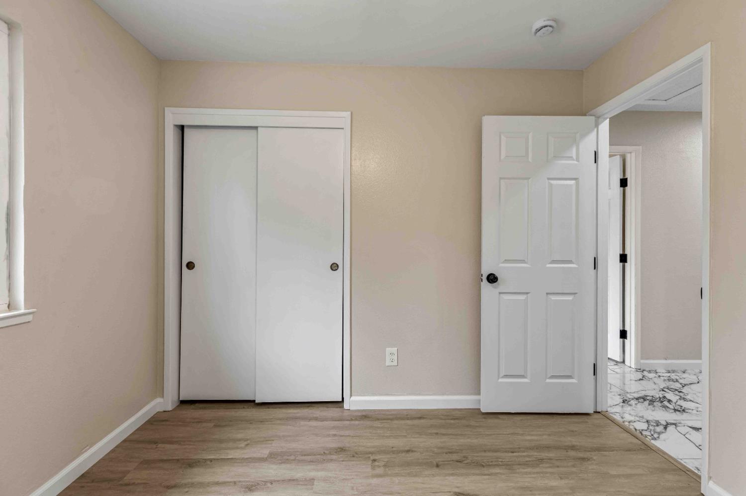 1407 E D St, Oakdale, CA 95361