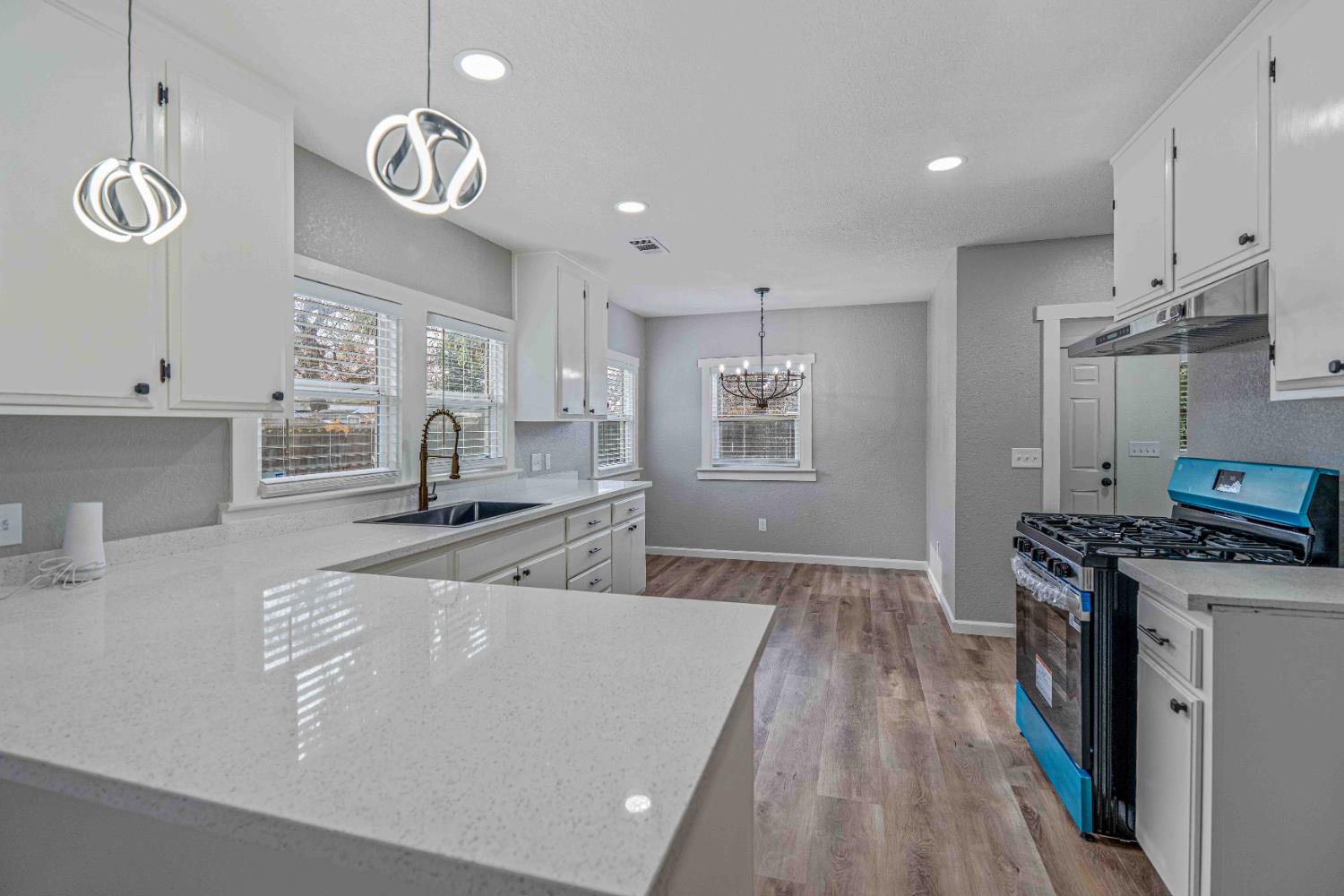 117 S Santa Ana Ave, Modesto, CA 95354