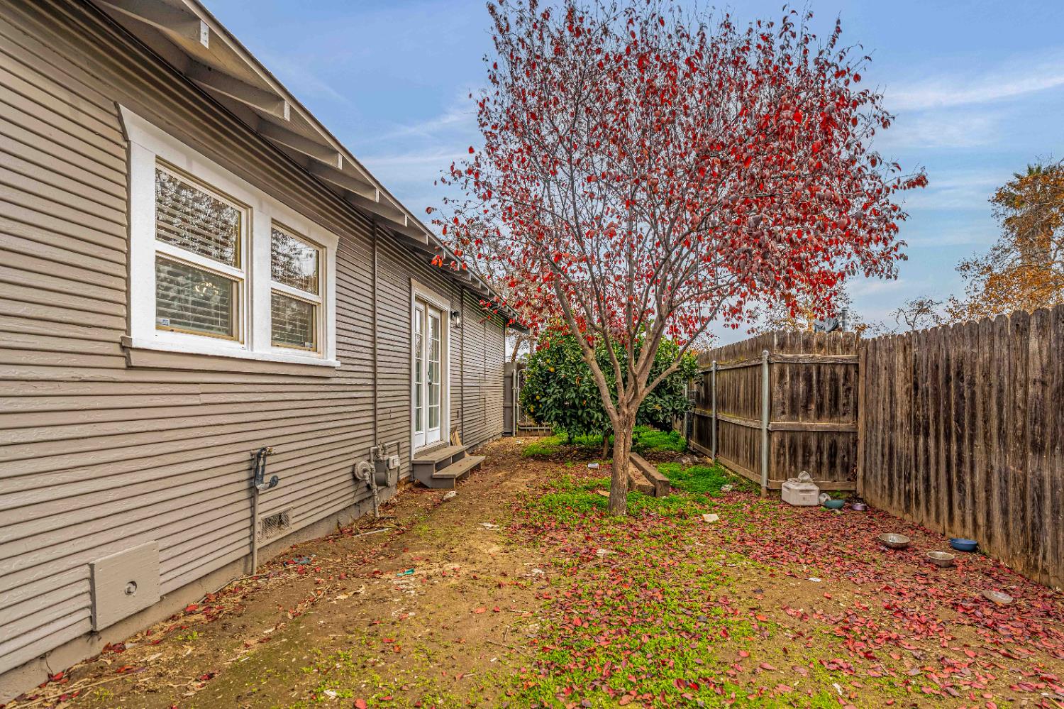 117 S Santa Ana Ave, Modesto, CA 95354