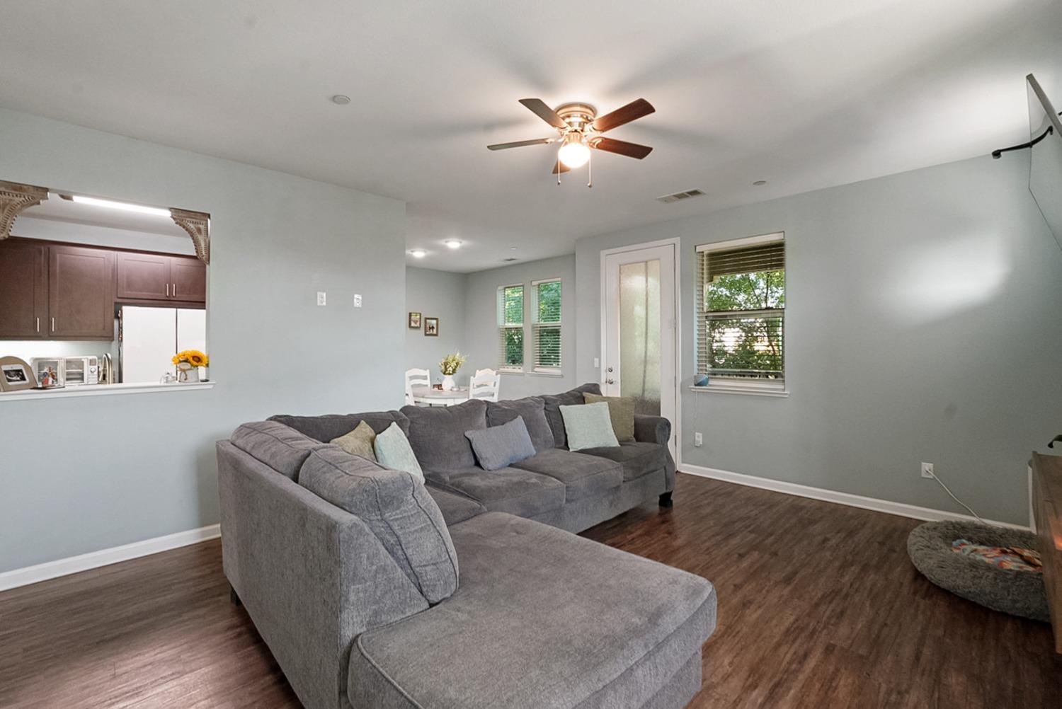 140 Ivy Ave #A5, Patterson, CA 95363