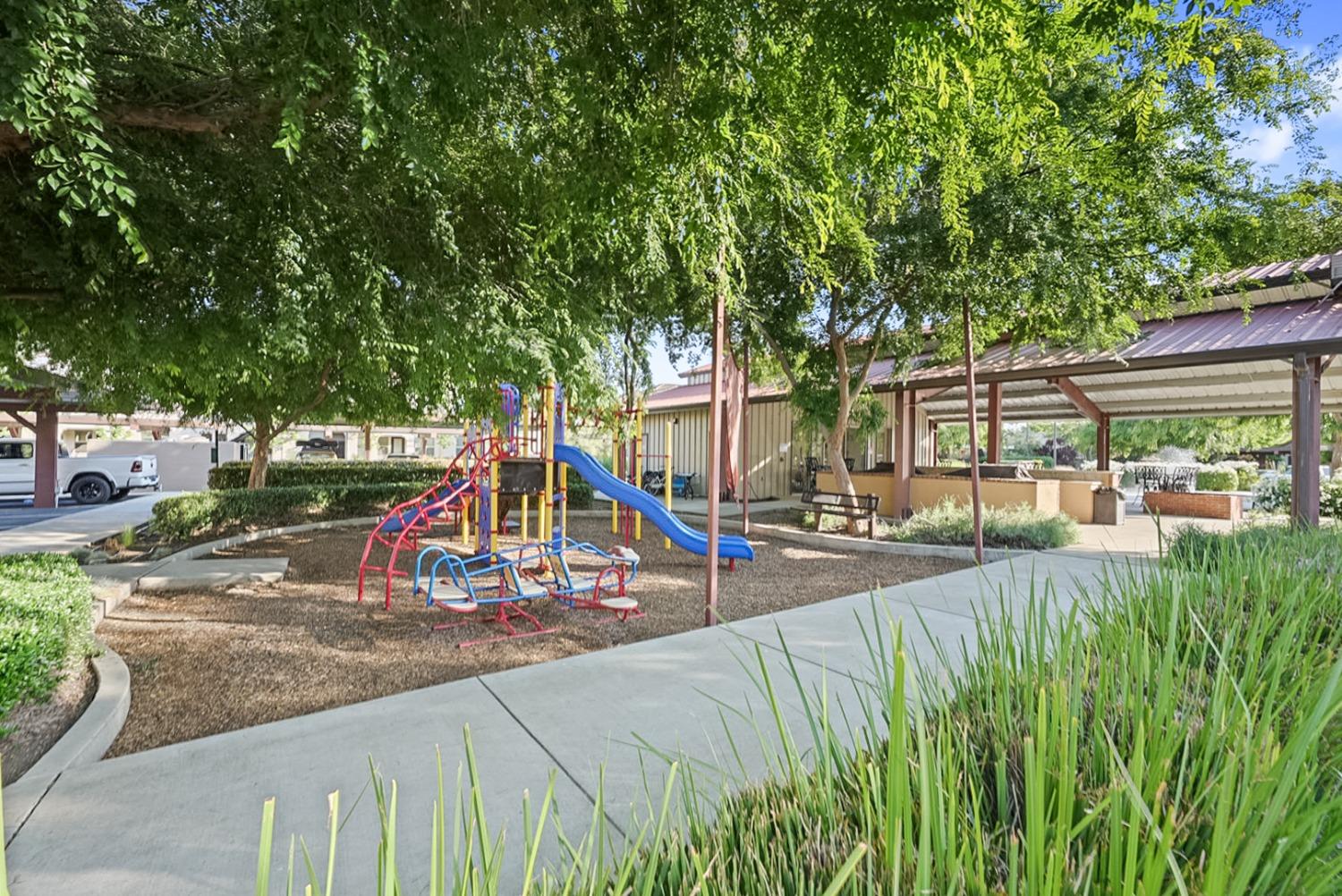 140 Ivy Ave #A5, Patterson, CA 95363