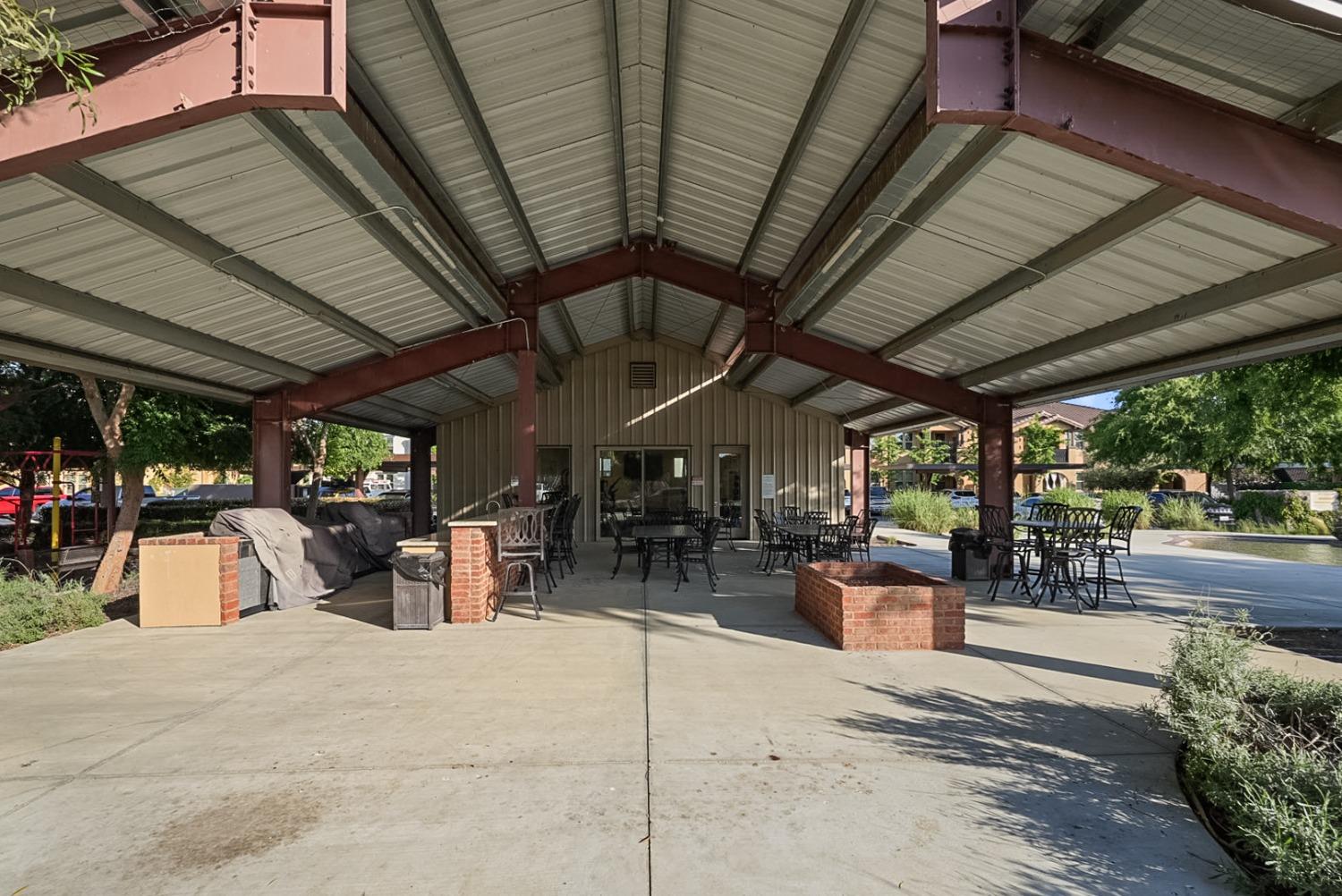 140 Ivy Ave #A5, Patterson, CA 95363