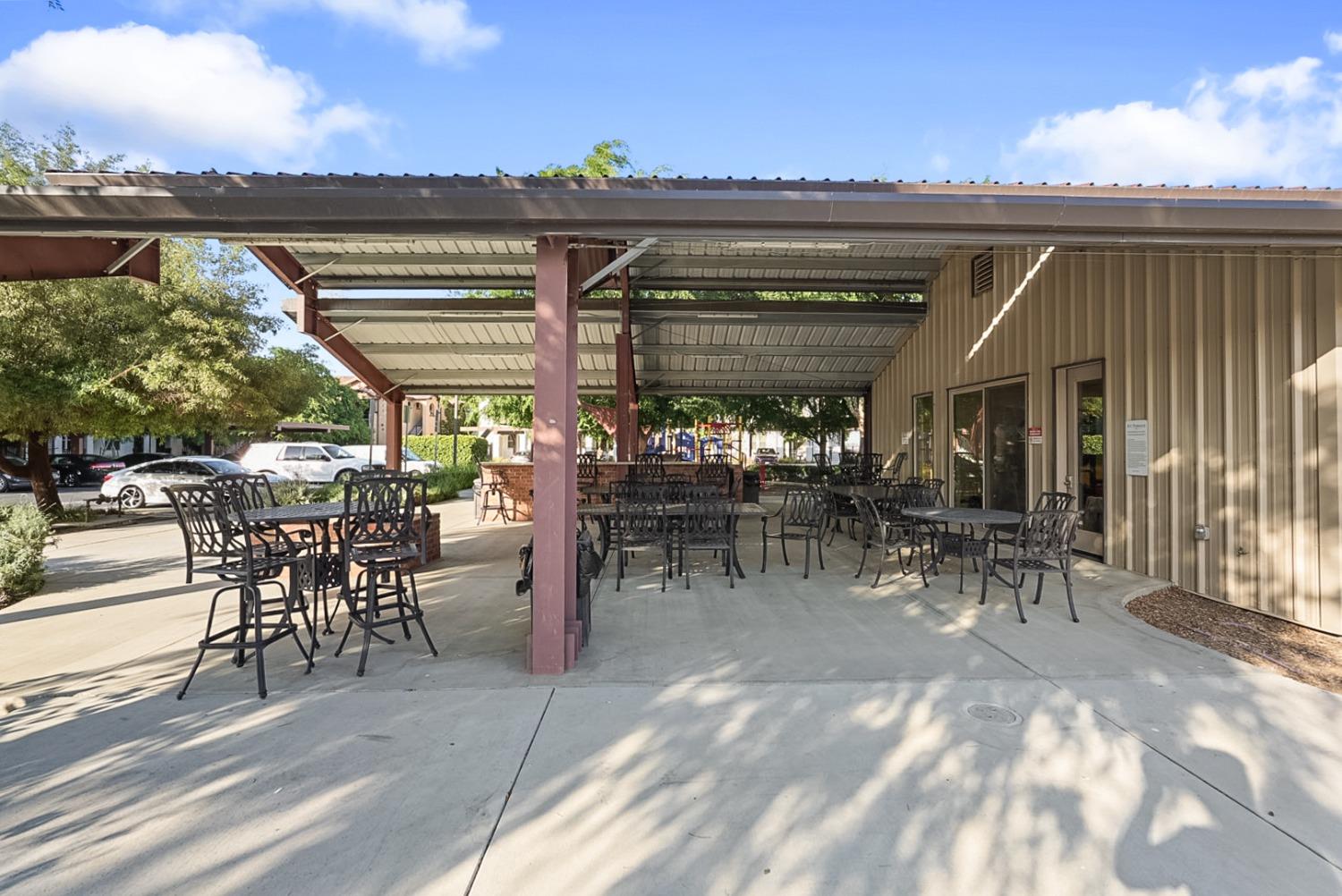 140 Ivy Ave #A5, Patterson, CA 95363