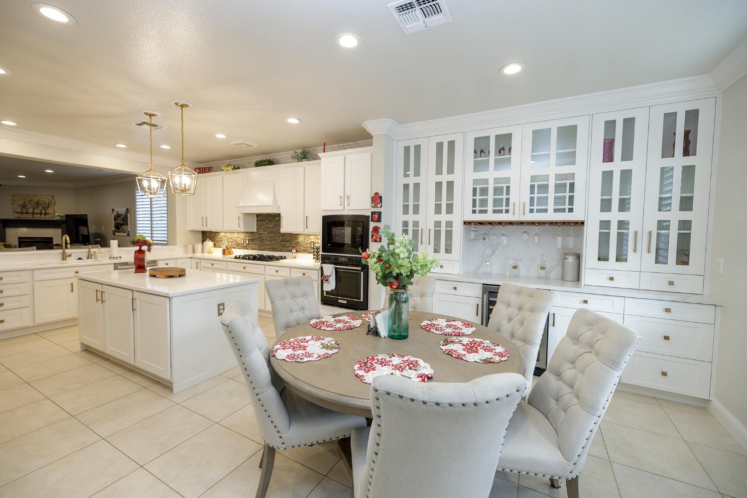 1771 Fox Trot Way, Manteca, CA 95336