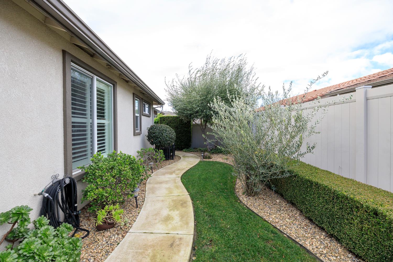 1771 Fox Trot Way, Manteca, CA 95336