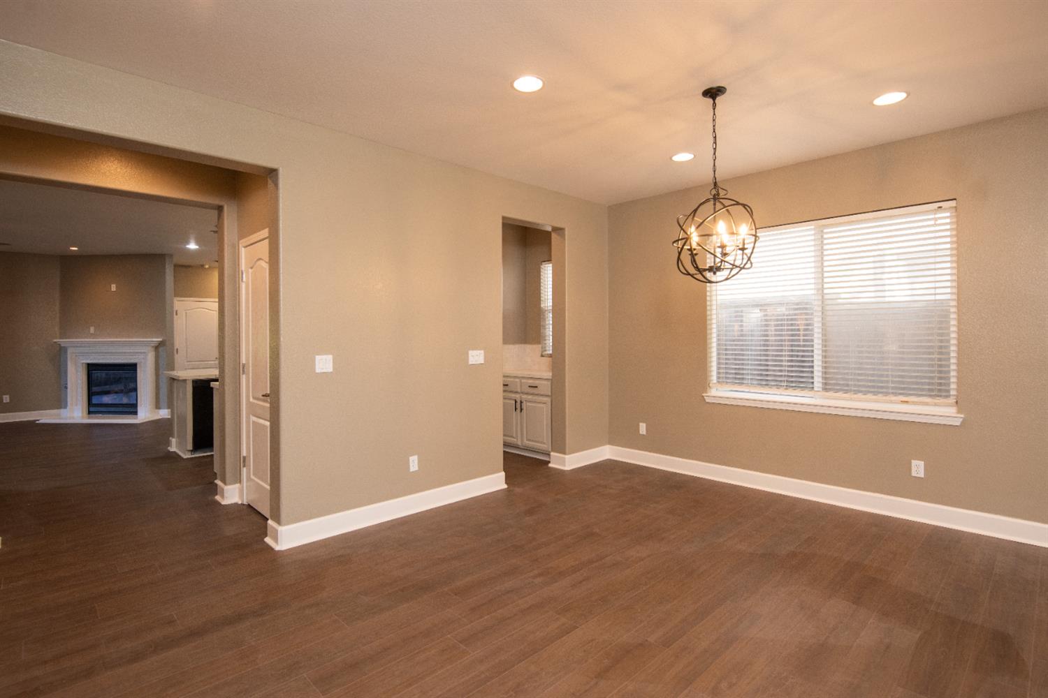 2370 Shire Way, Oakdale, CA 95361