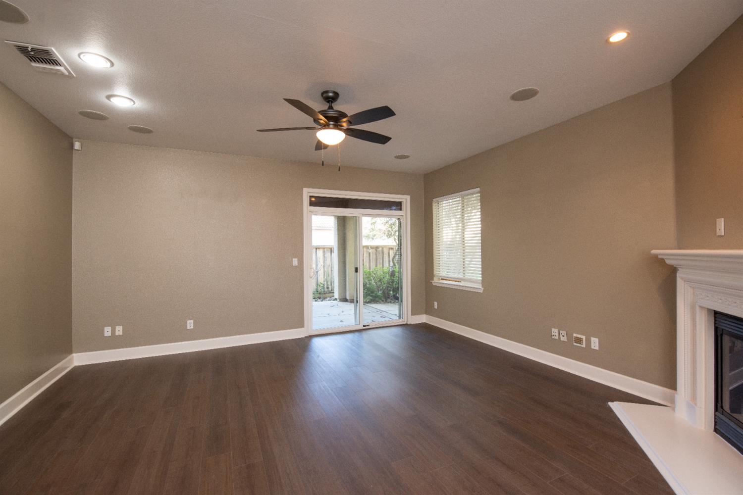 2370 Shire Way, Oakdale, CA 95361