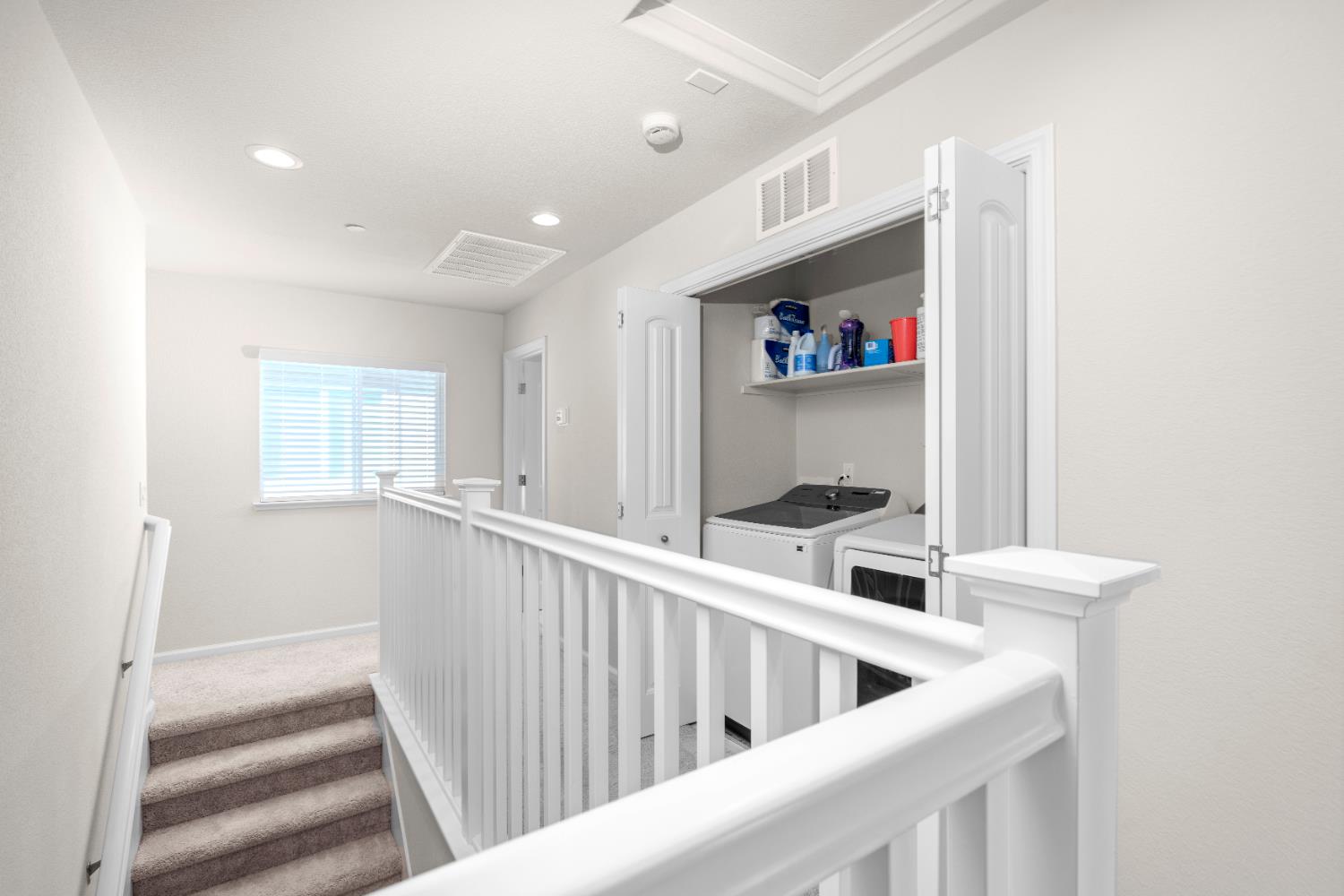 1383 Kinship Dr, Turlock, CA 95382