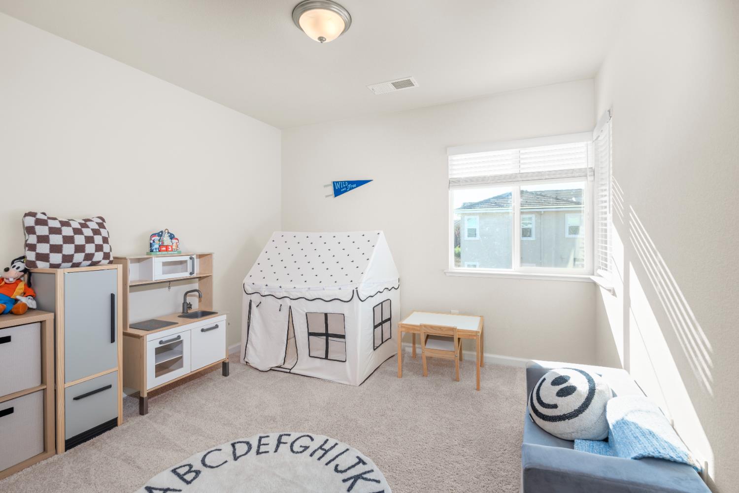 1383 Kinship Dr, Turlock, CA 95382