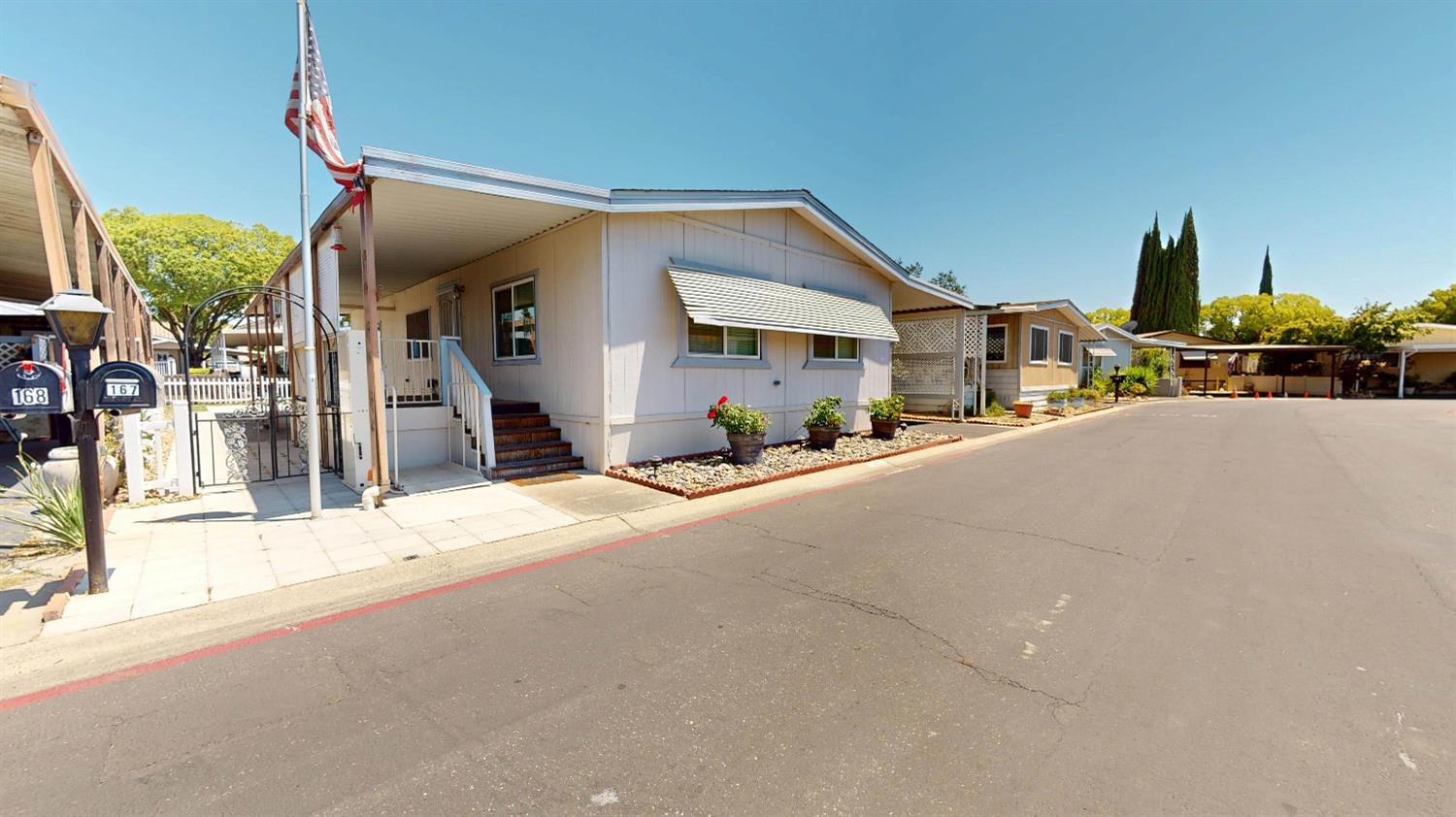 167 Clipper Ln, Modesto, CA 95356