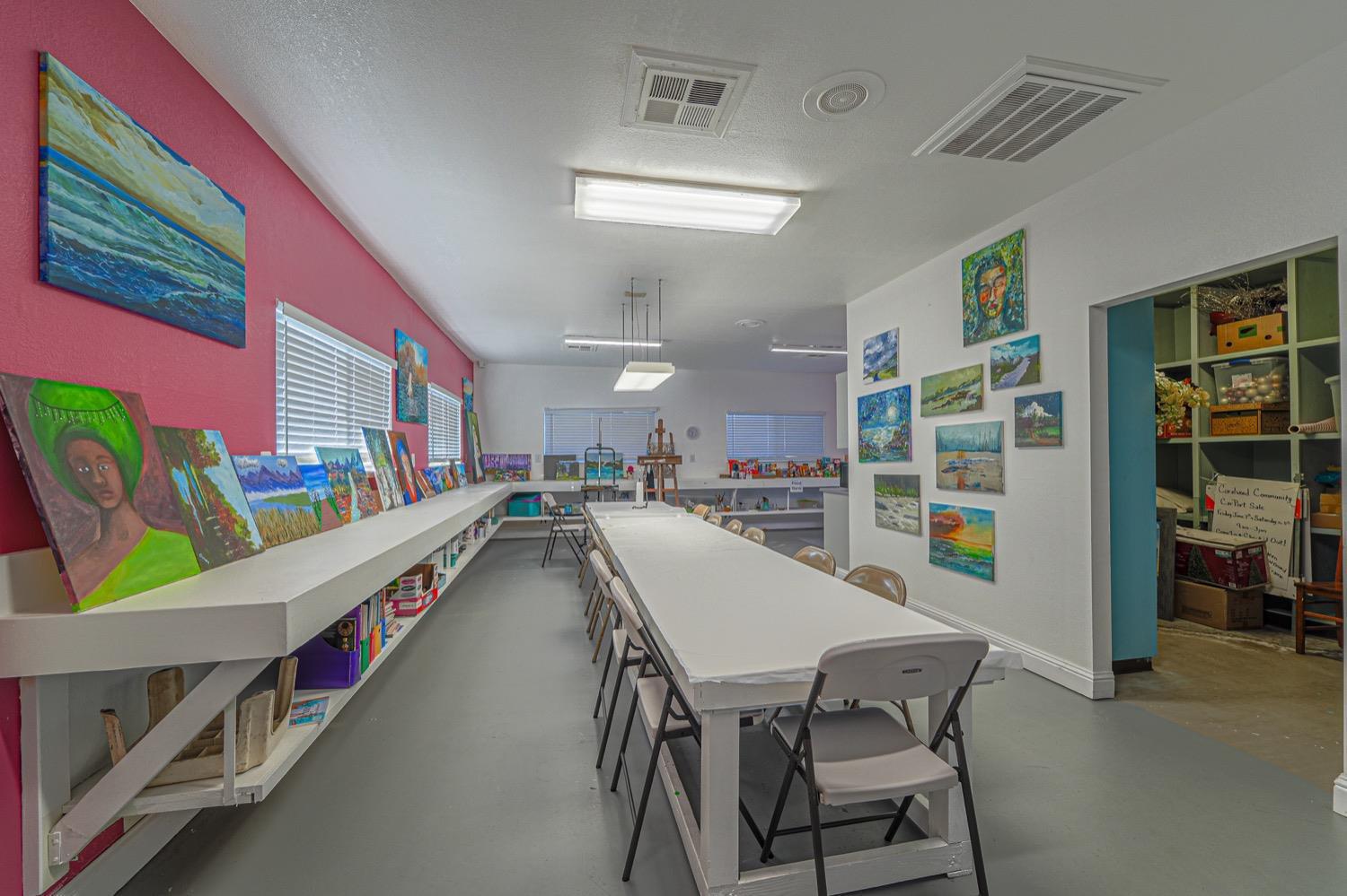 167 Clipper Ln, Modesto, CA 95356