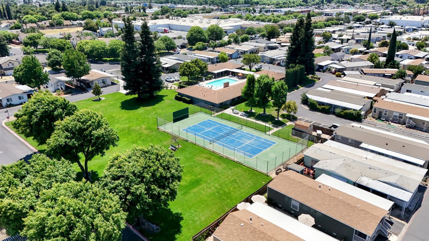 167 Clipper Ln, Modesto, CA 95356