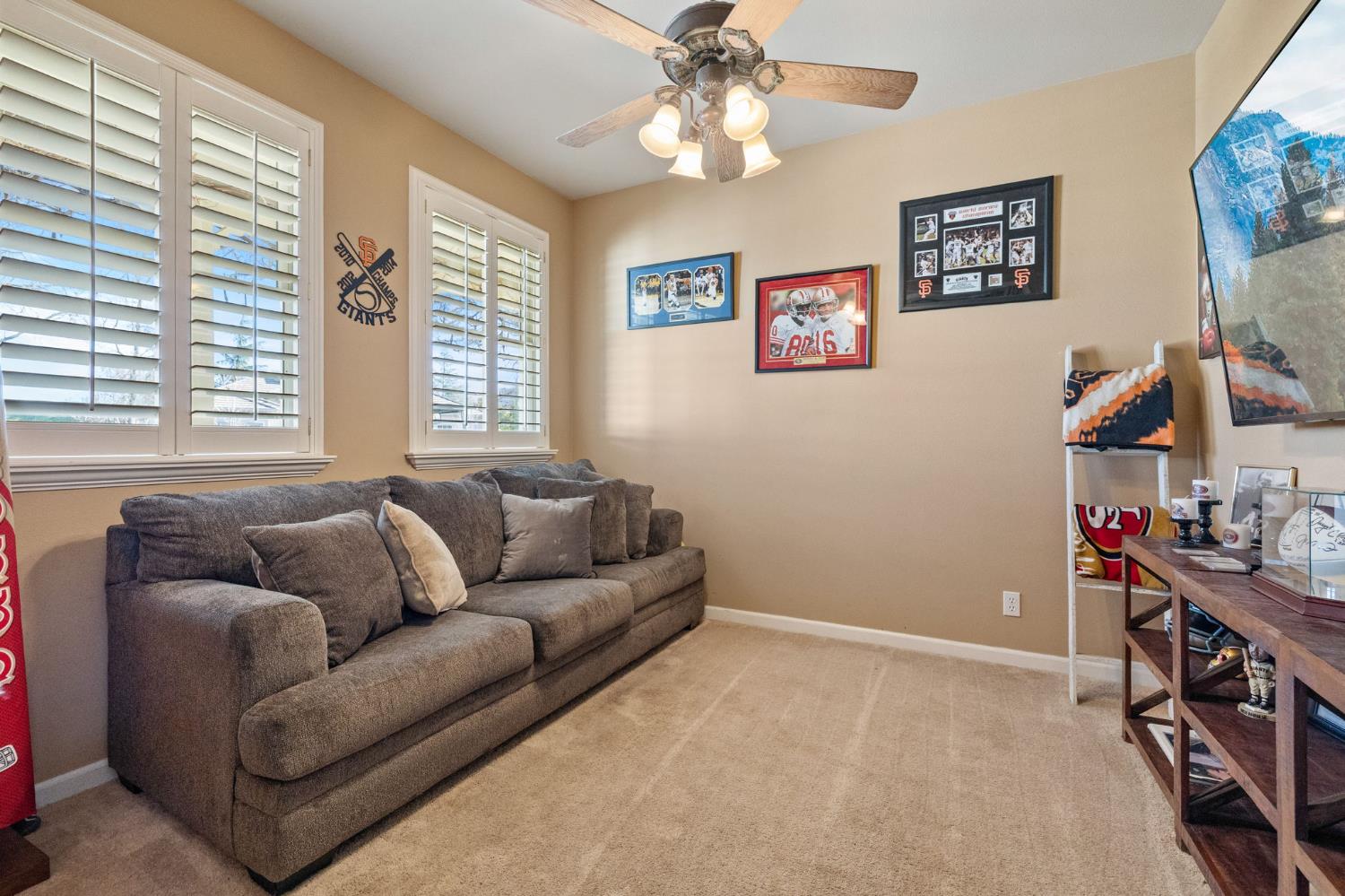 2300 Oak Creek Dr, Copperopolis, CA 95228