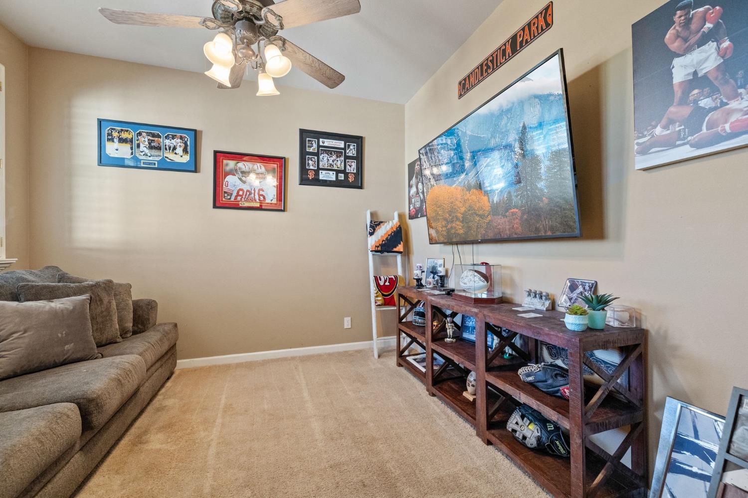 2300 Oak Creek Dr, Copperopolis, CA 95228