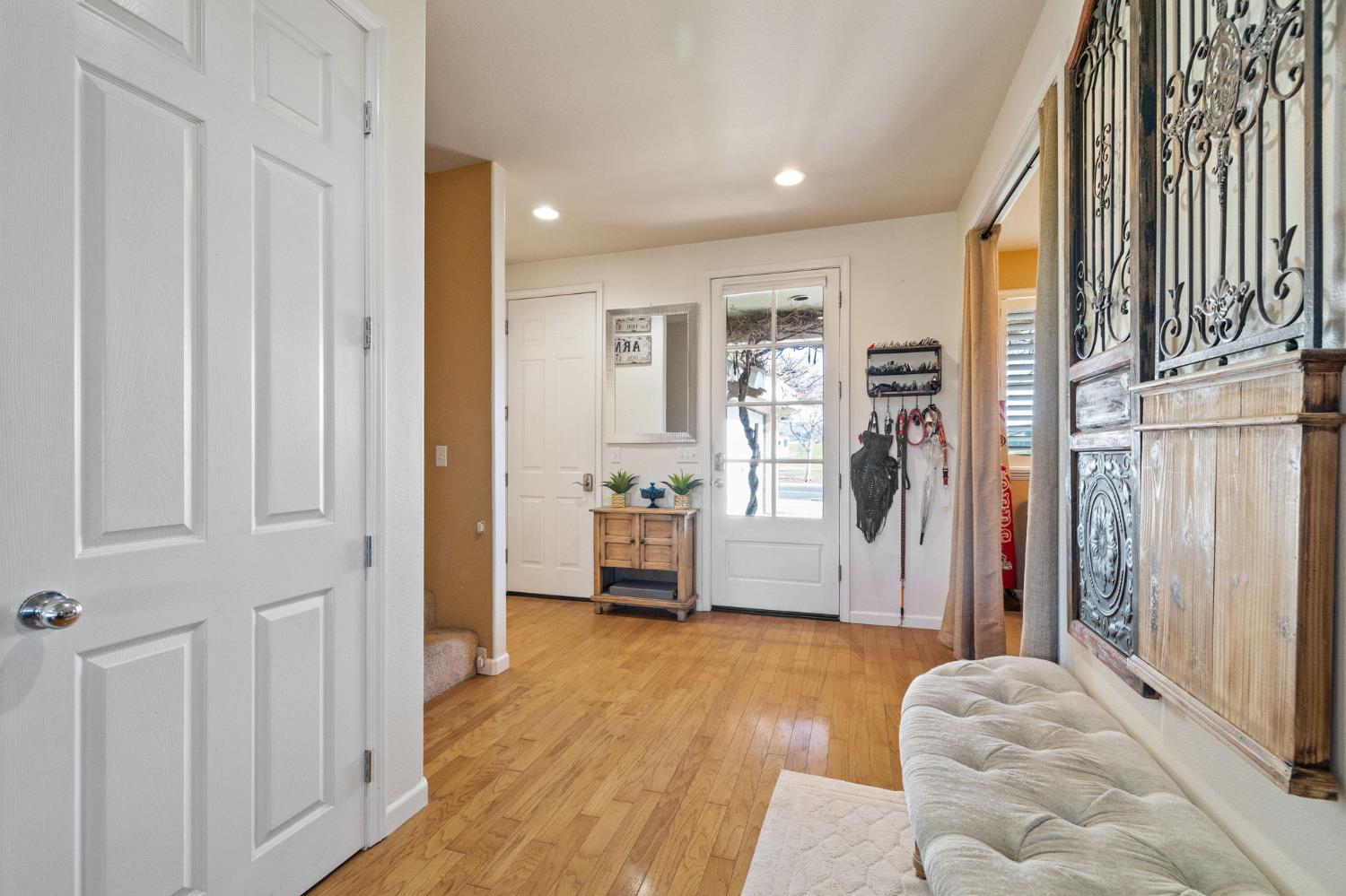 2300 Oak Creek Dr, Copperopolis, CA 95228