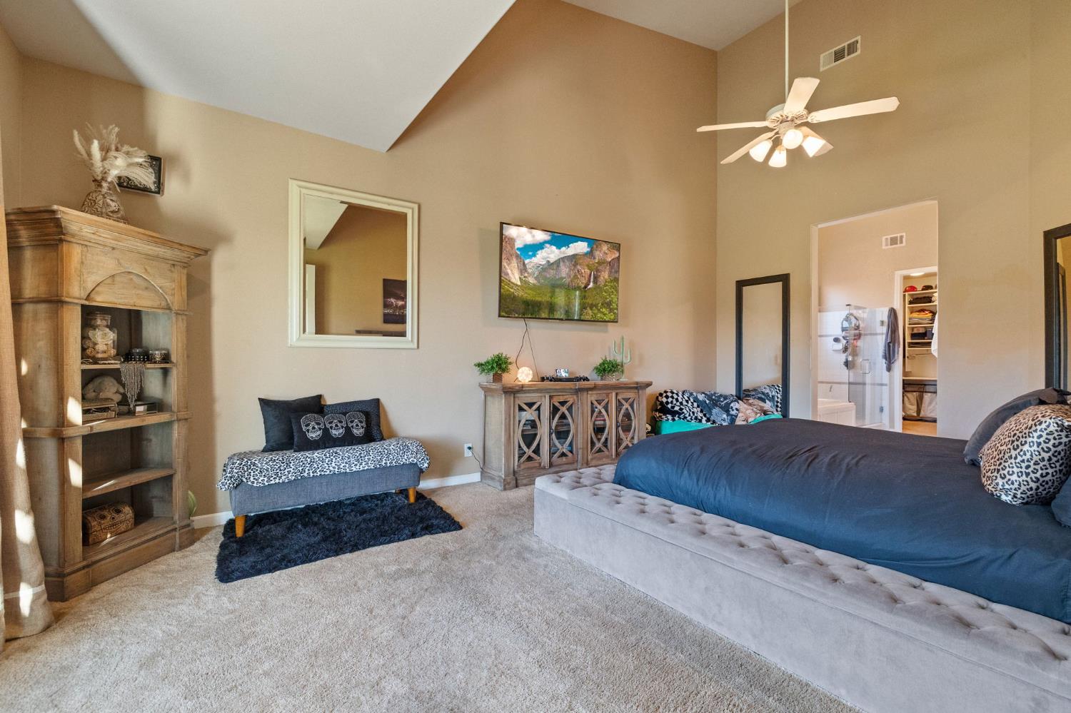 2300 Oak Creek Dr, Copperopolis, CA 95228