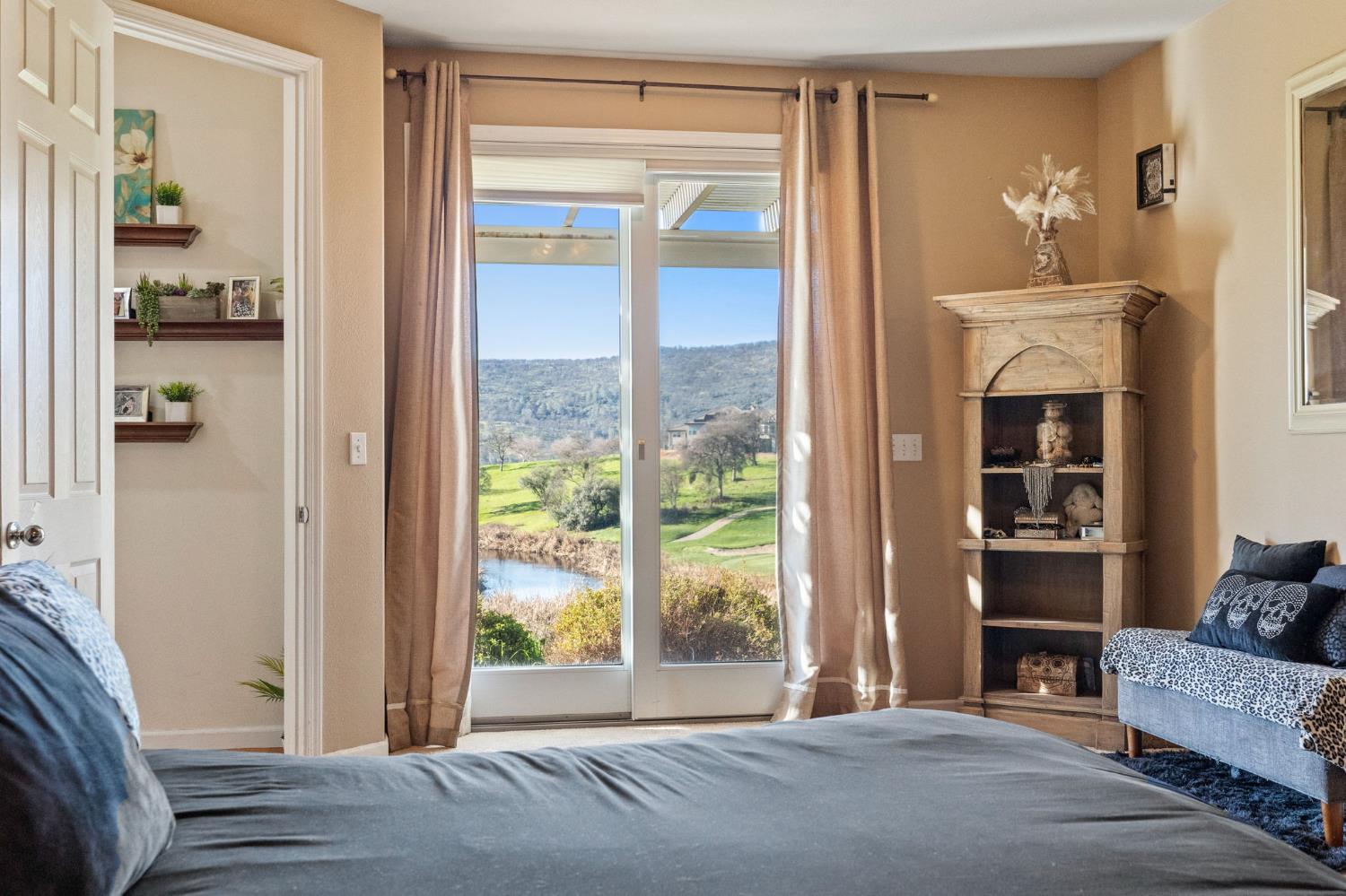 2300 Oak Creek Dr, Copperopolis, CA 95228