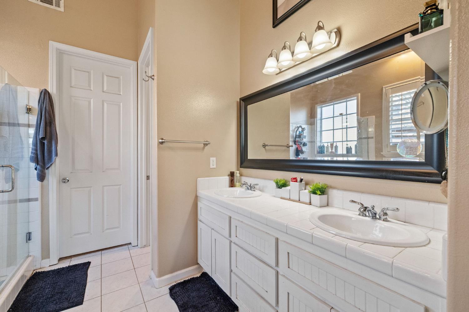 2300 Oak Creek Dr, Copperopolis, CA 95228