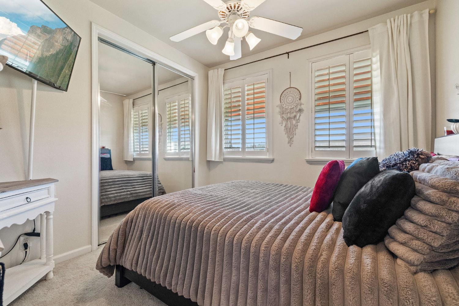 2300 Oak Creek Dr, Copperopolis, CA 95228