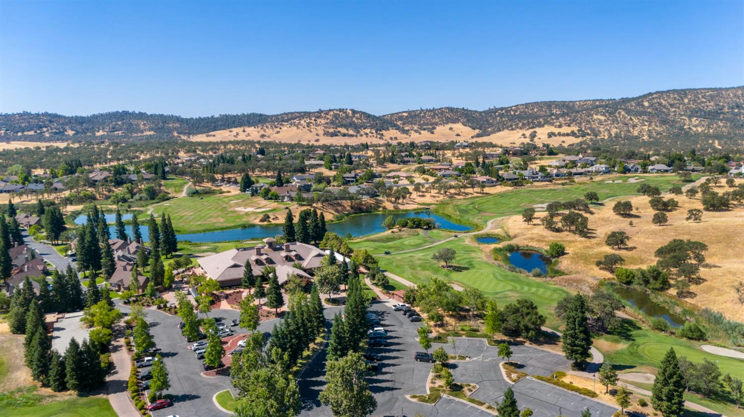 2300 Oak Creek Dr, Copperopolis, CA 95228