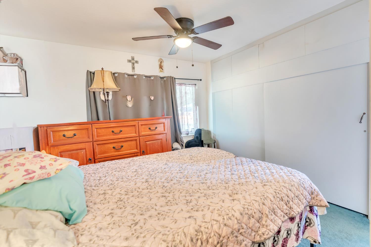 1202 Golden Gate Ave, Dos Palos, CA 93620