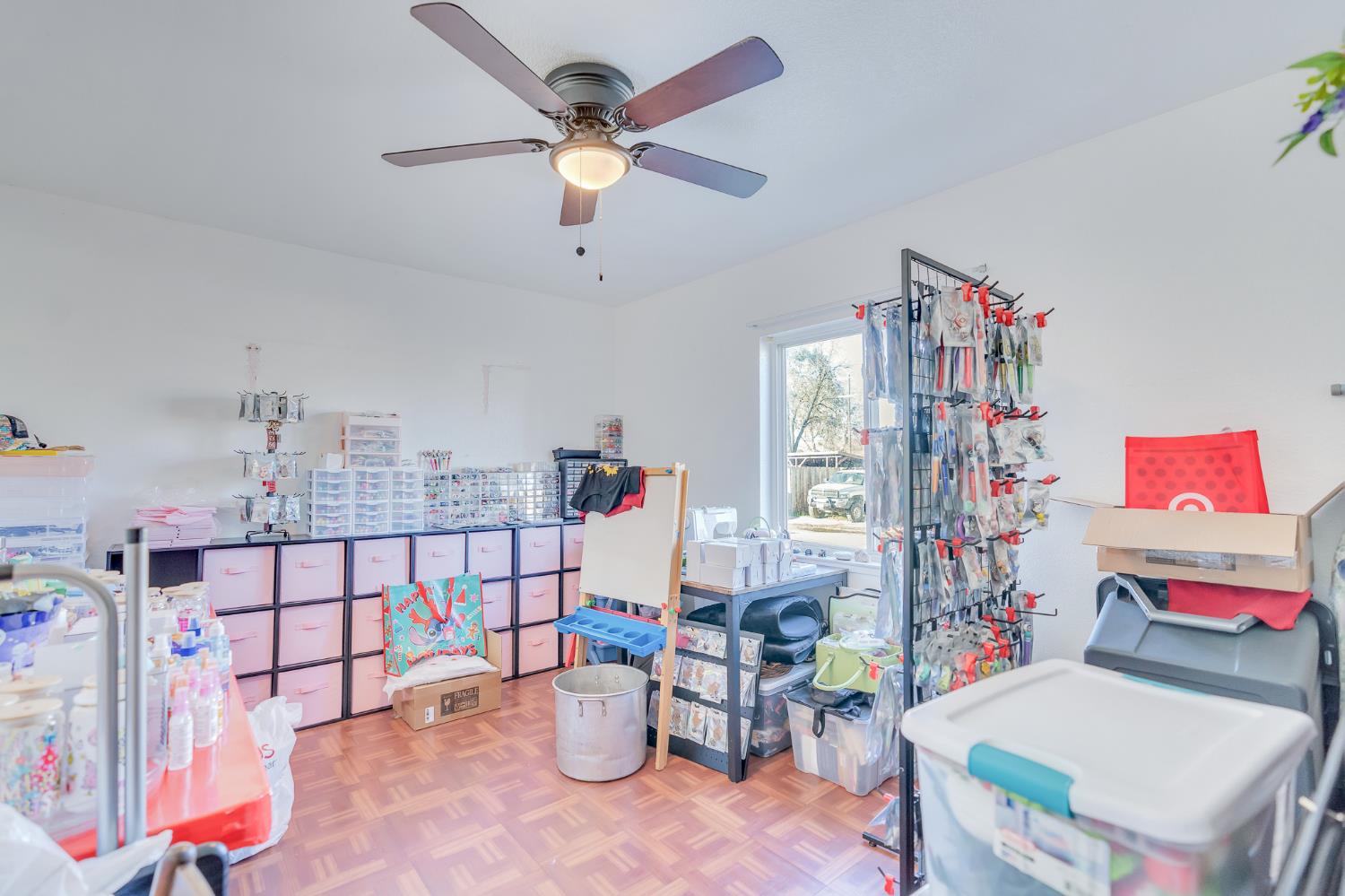 1202 Golden Gate Ave, Dos Palos, CA 93620