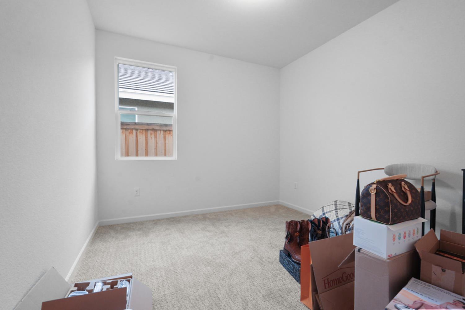 918 Cumbria Ln, Patterson, CA 95363