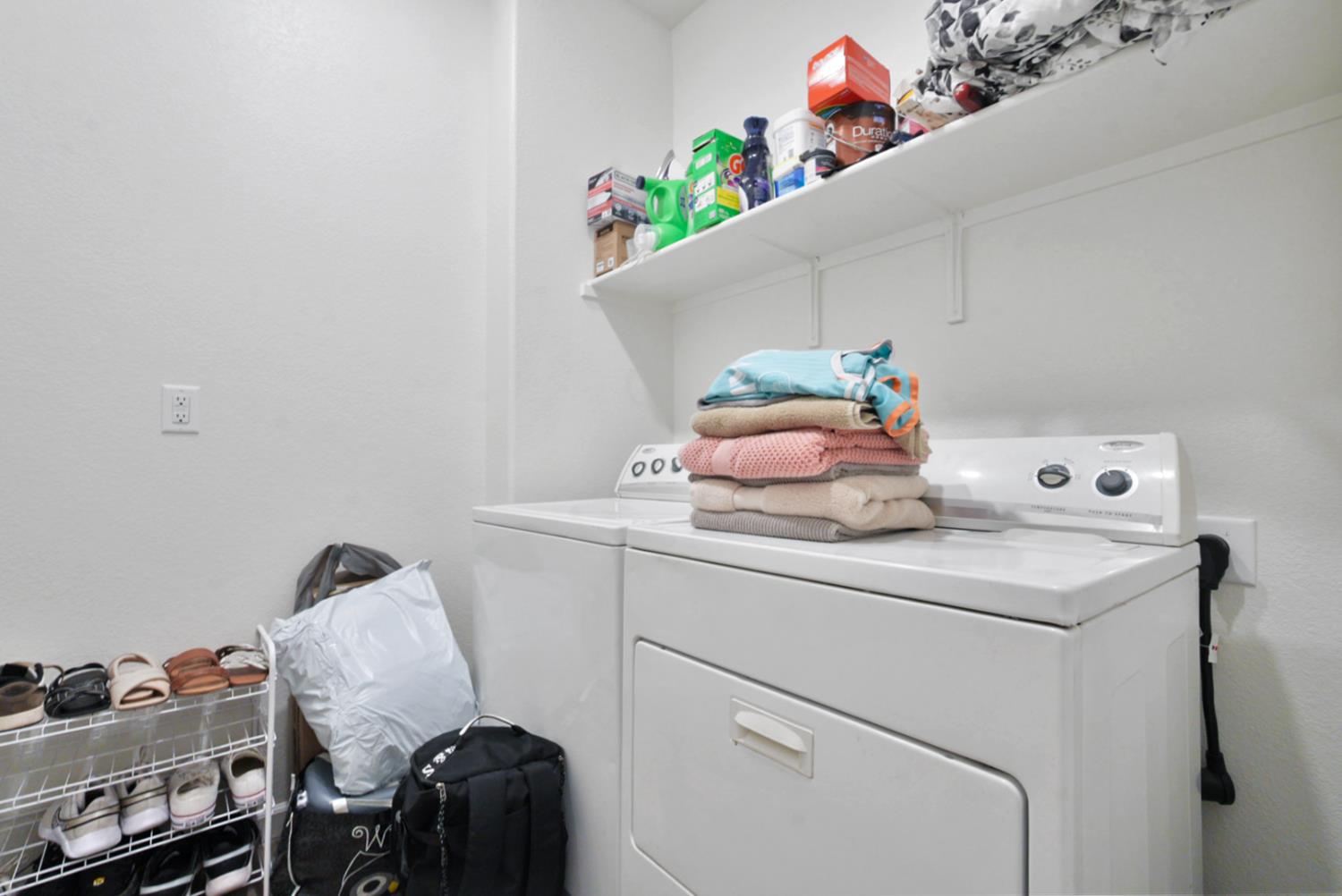 918 Cumbria Ln, Patterson, CA 95363