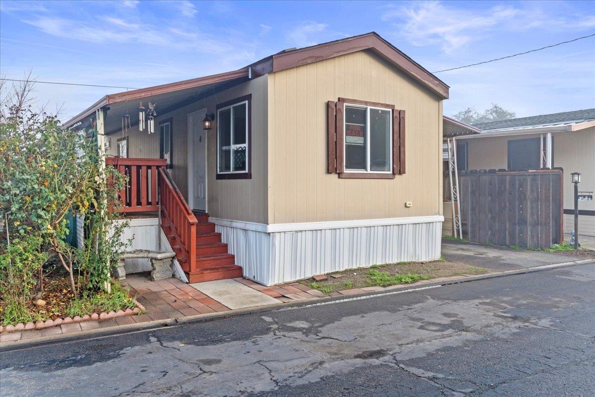 1249 Magic Sands Way, Turlock, CA 95380