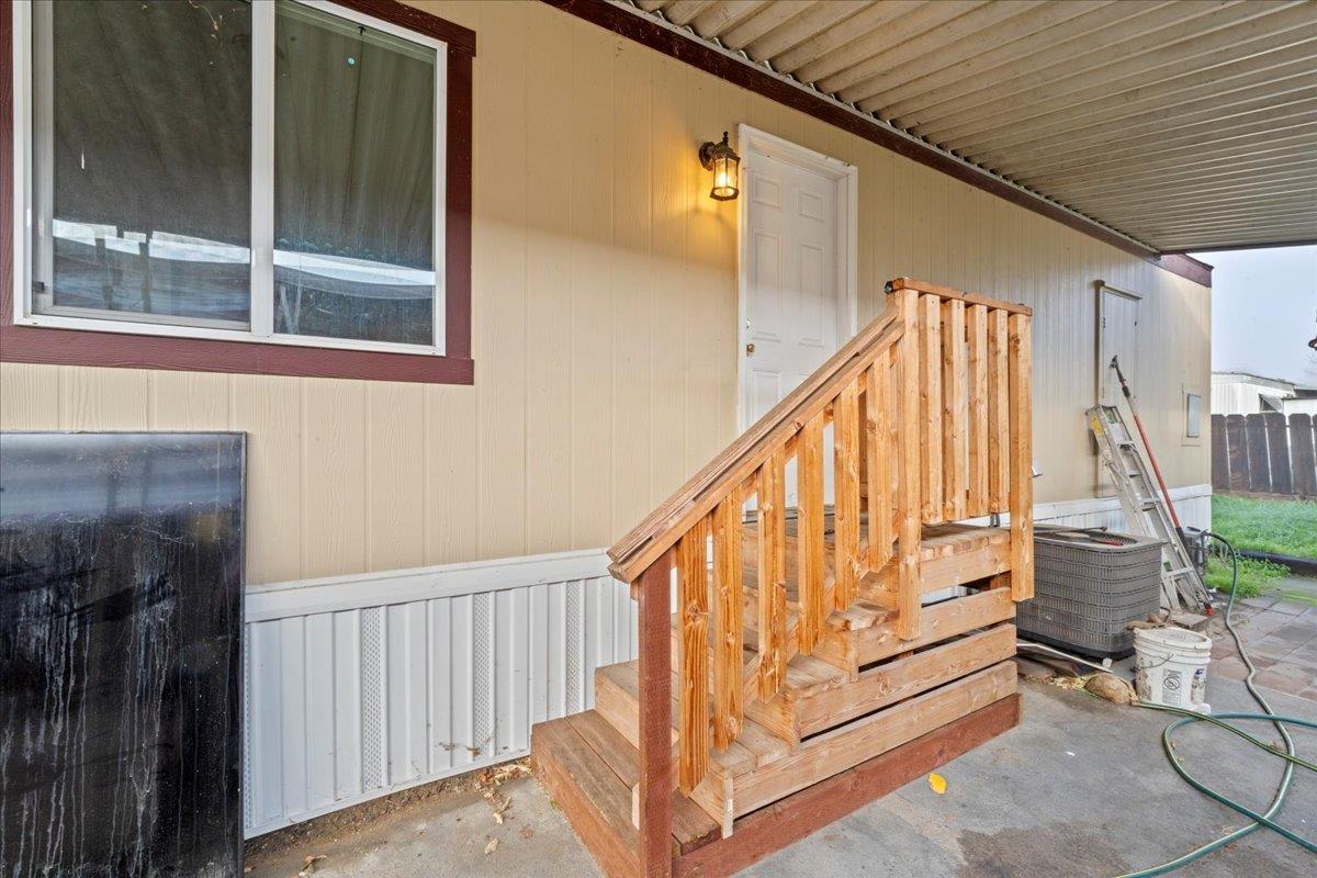 1249 Magic Sands Way, Turlock, CA 95380