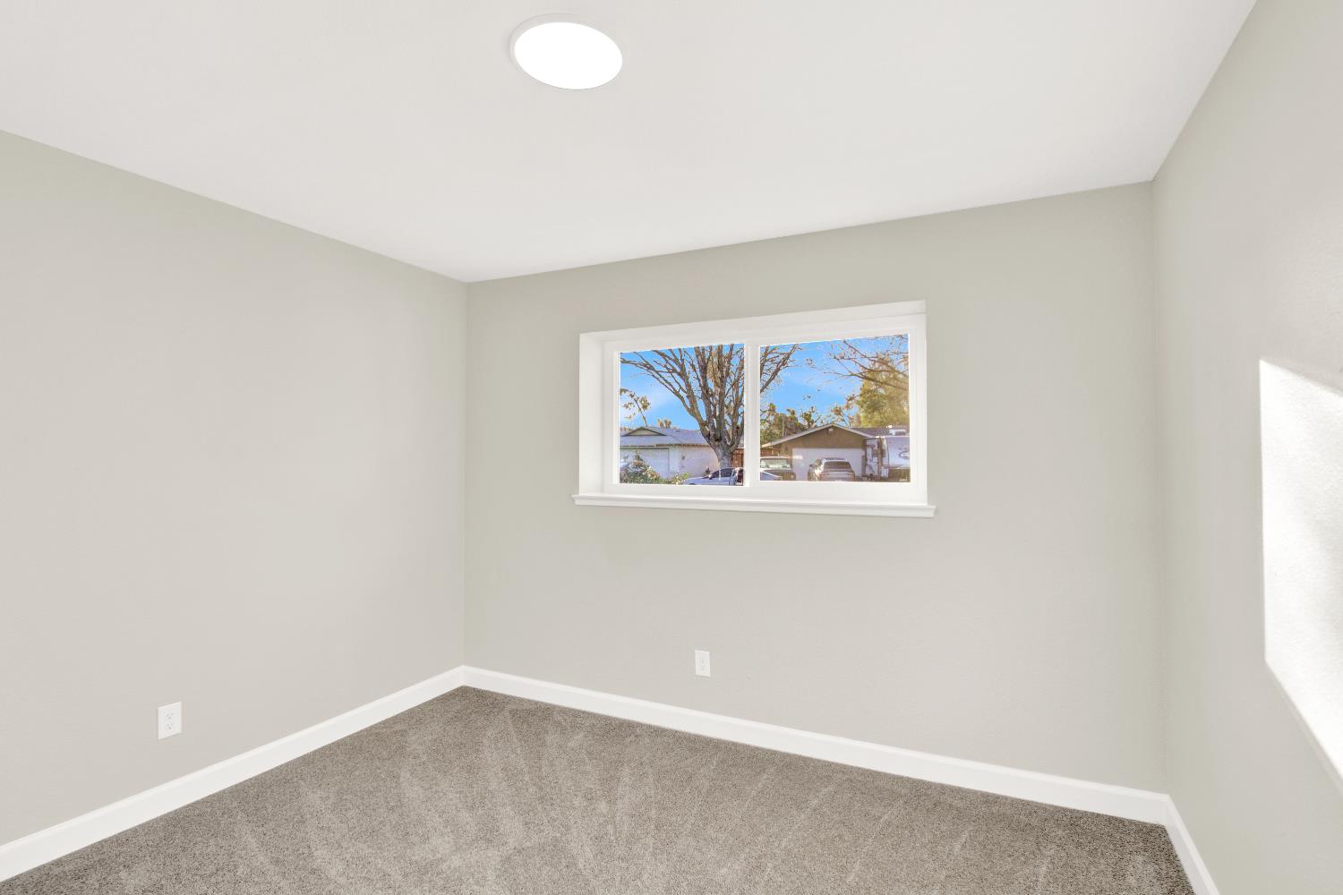 1900 Ellison Dr, Modesto, CA 95355