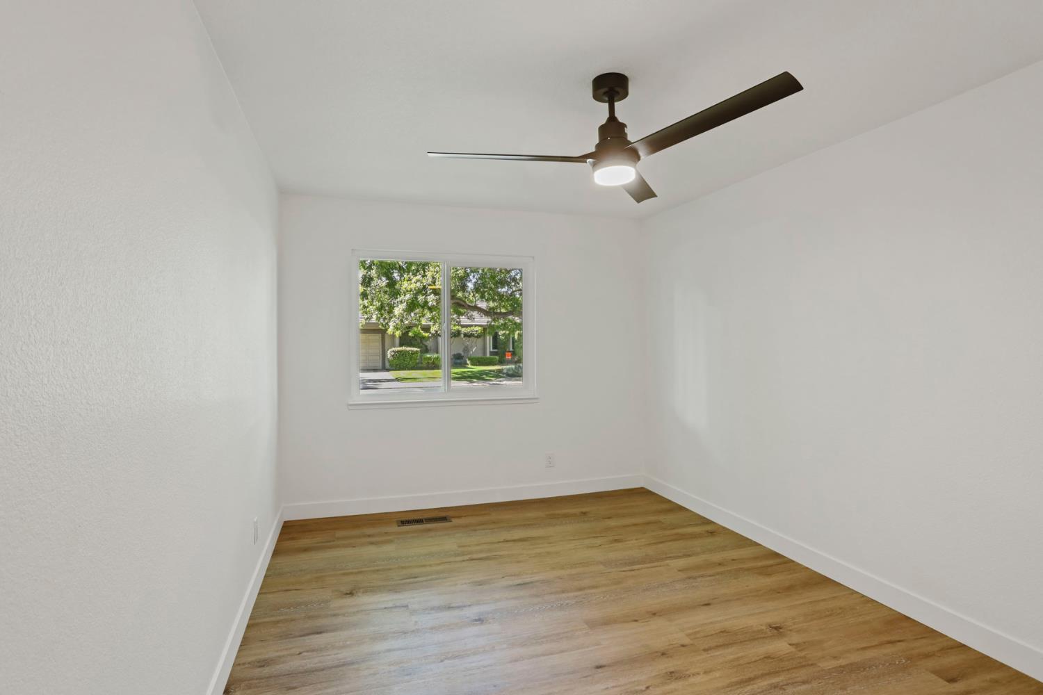 2629 Marblehead Cir, Modesto, CA 95355