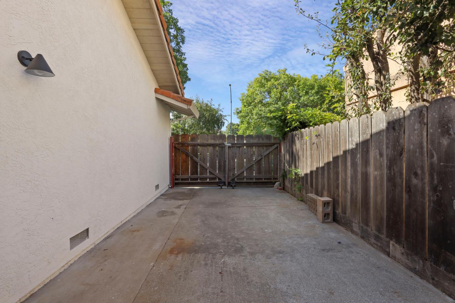 2629 Marblehead Cir, Modesto, CA 95355