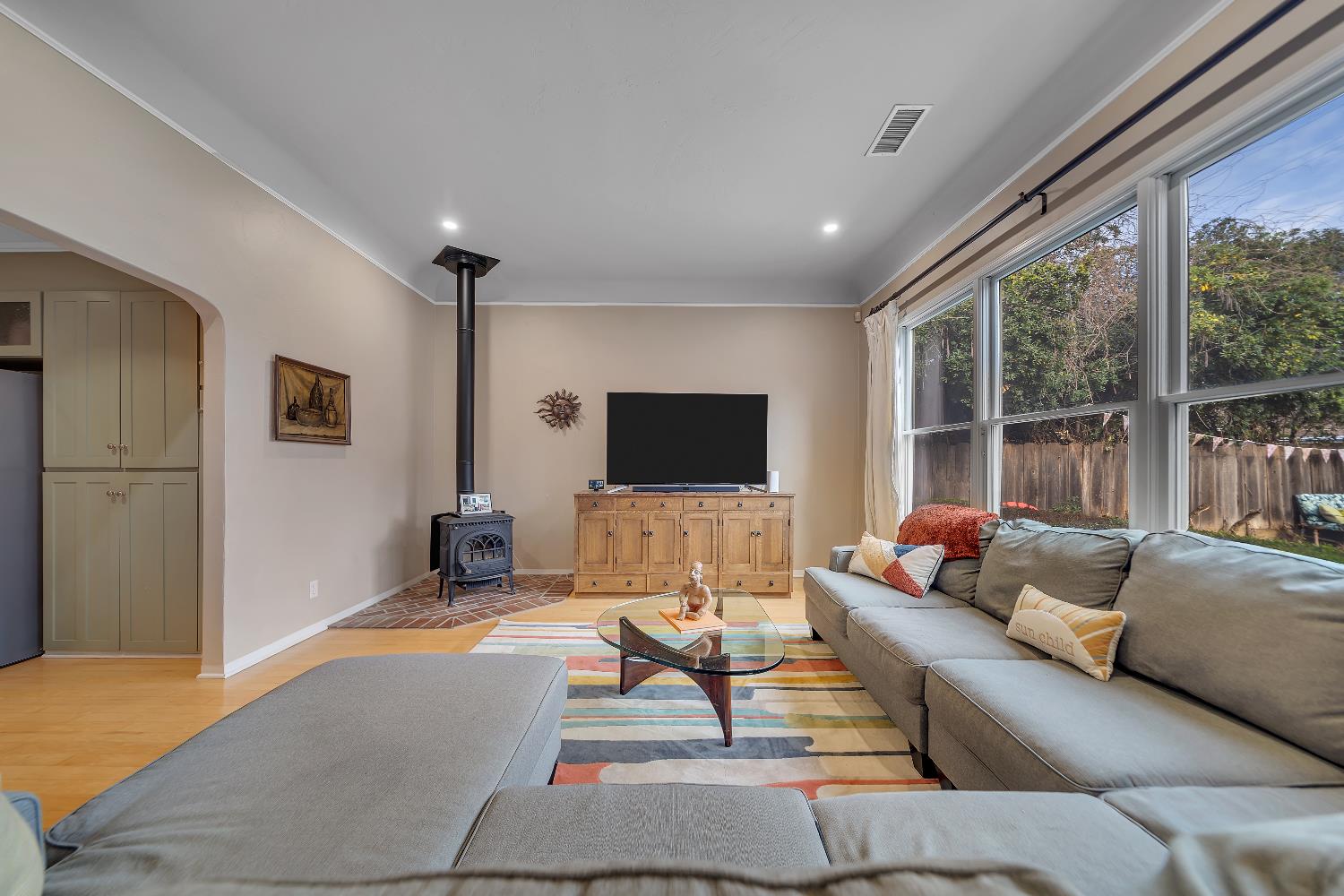 322 N Santa Ana Ave, Modesto, CA 95354