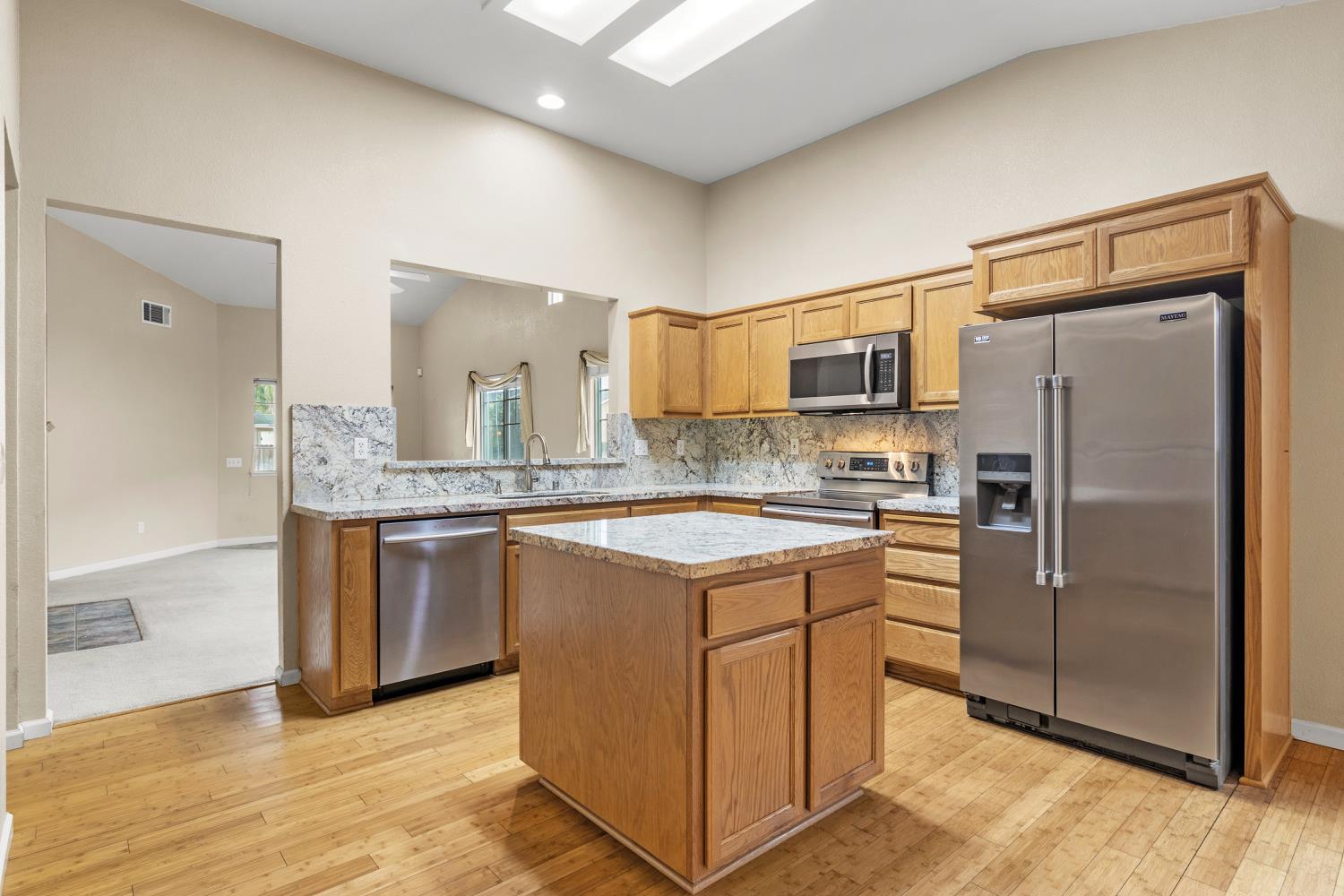 5508 Hollyhock Way, Riverbank, CA 95367