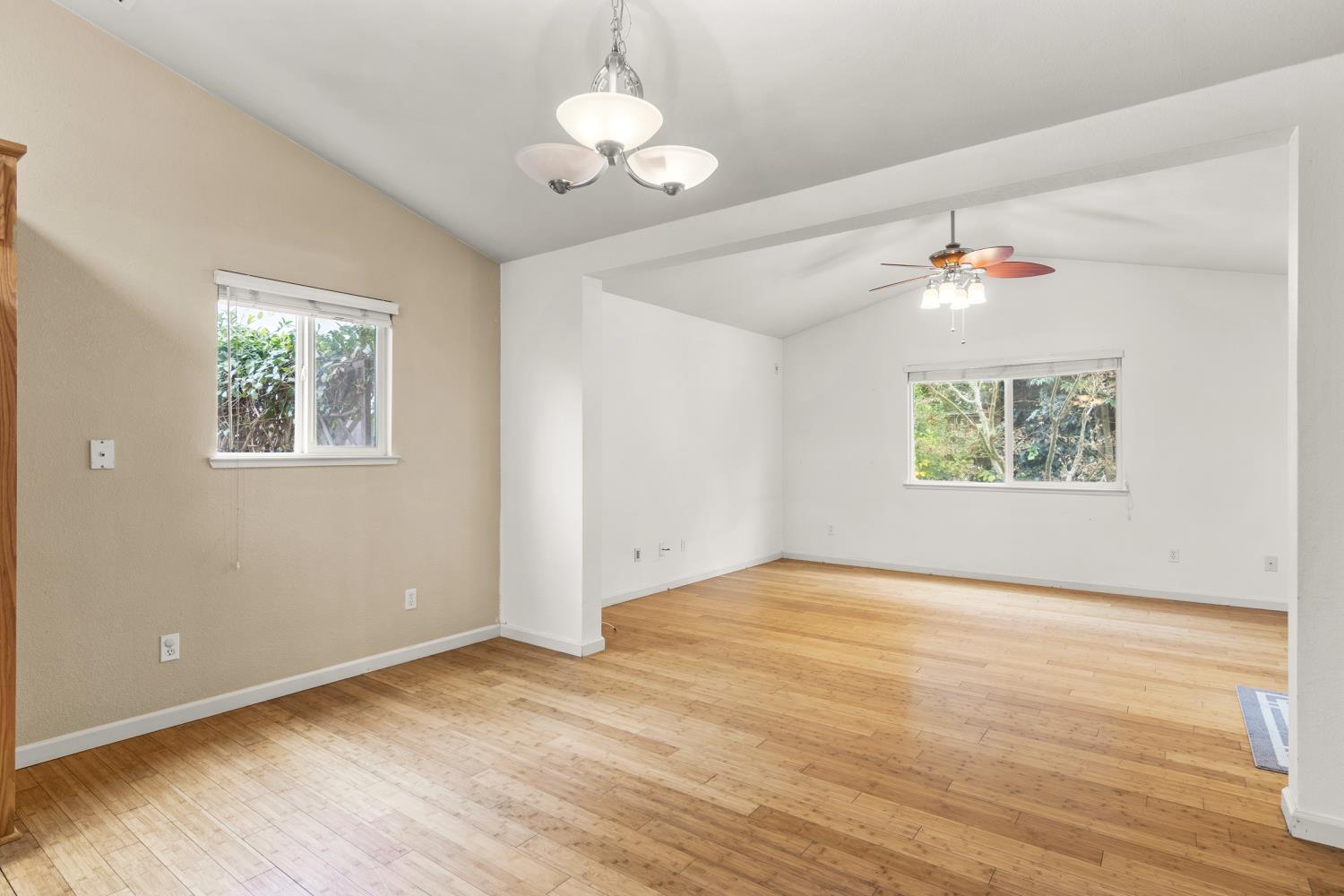 5508 Hollyhock Way, Riverbank, CA 95367