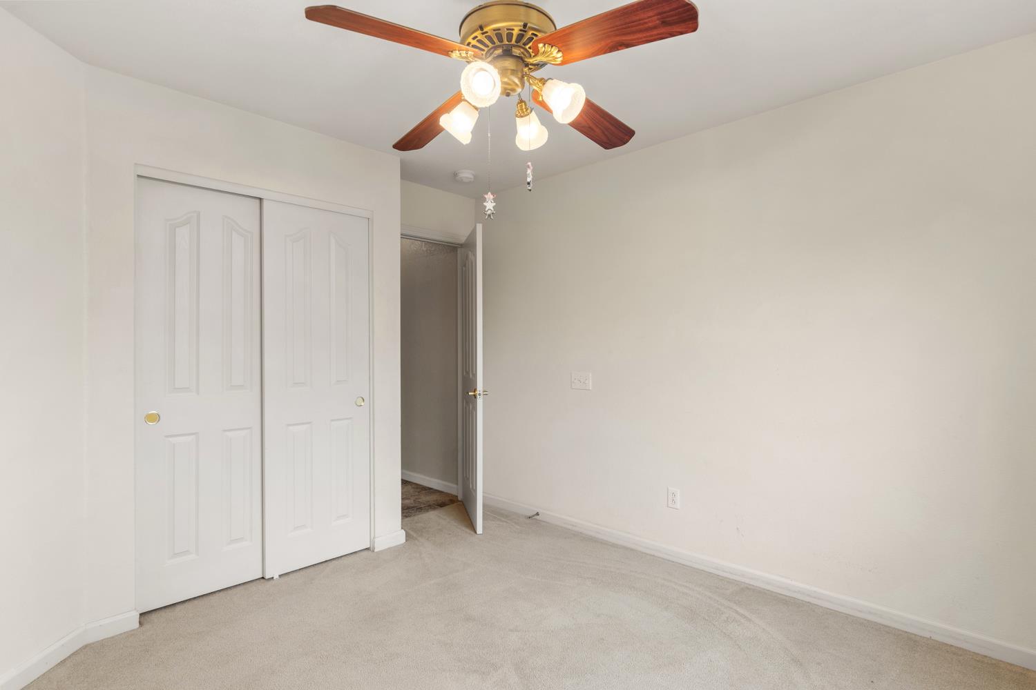 5508 Hollyhock Way, Riverbank, CA 95367