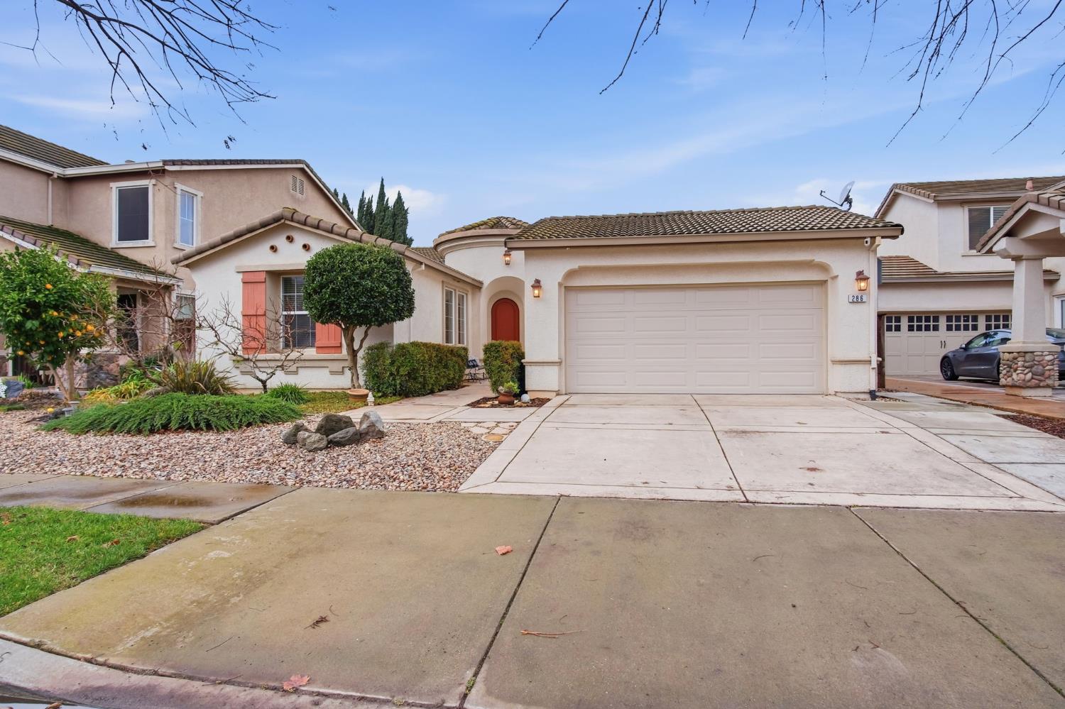 286 Cresta Way, Oakdale, CA 95361