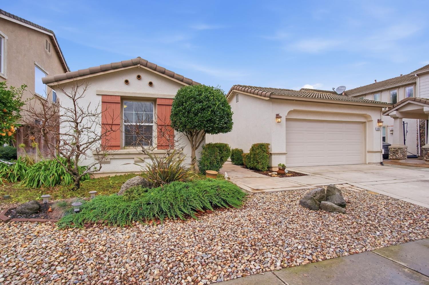 286 Cresta Way, Oakdale, CA 95361