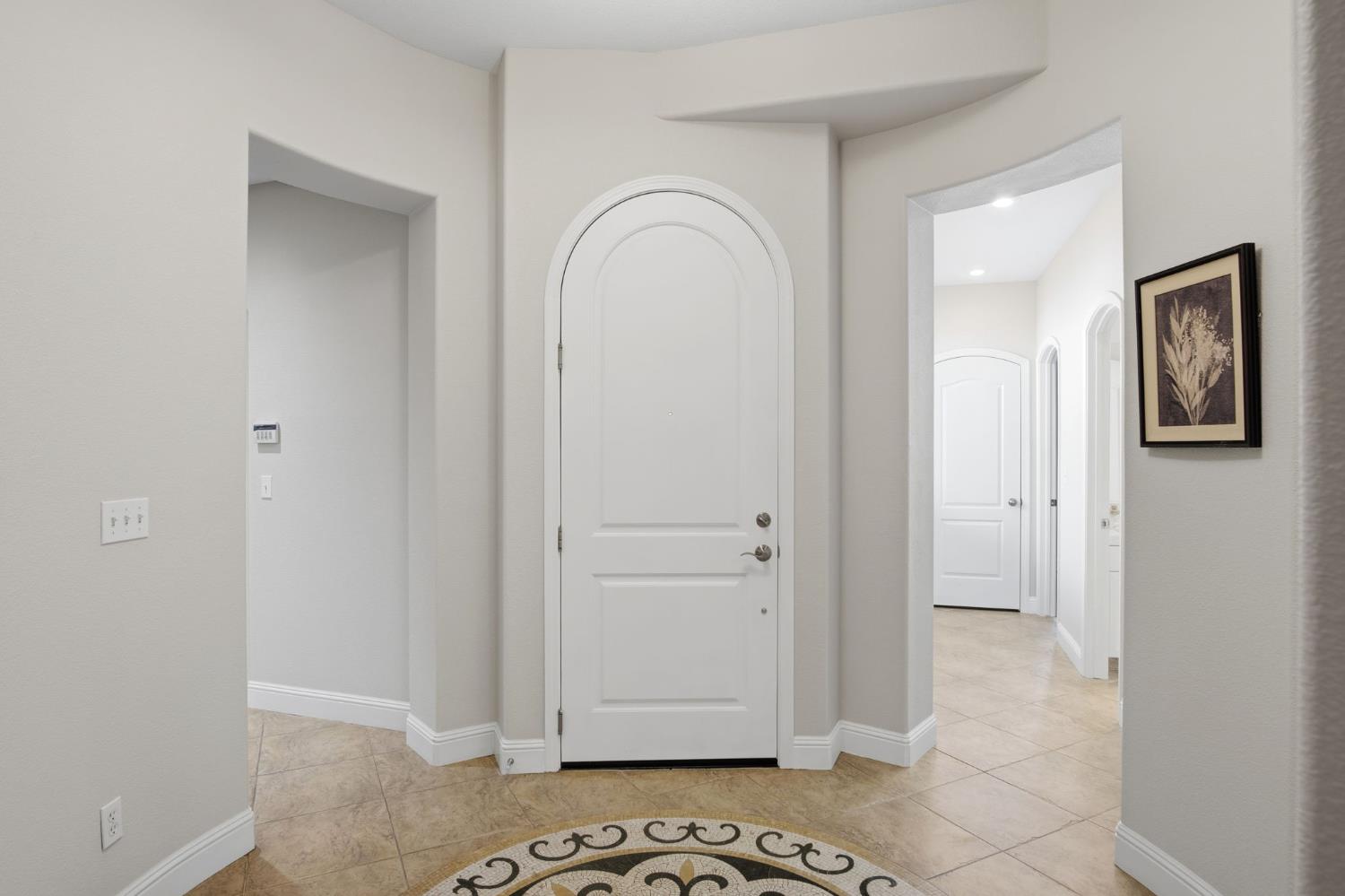 286 Cresta Way, Oakdale, CA 95361