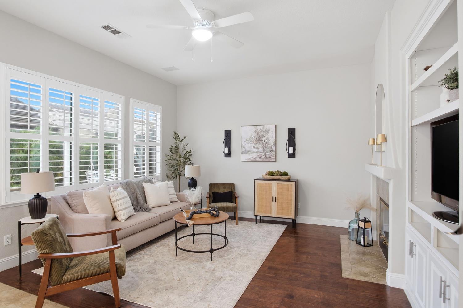 286 Cresta Way, Oakdale, CA 95361