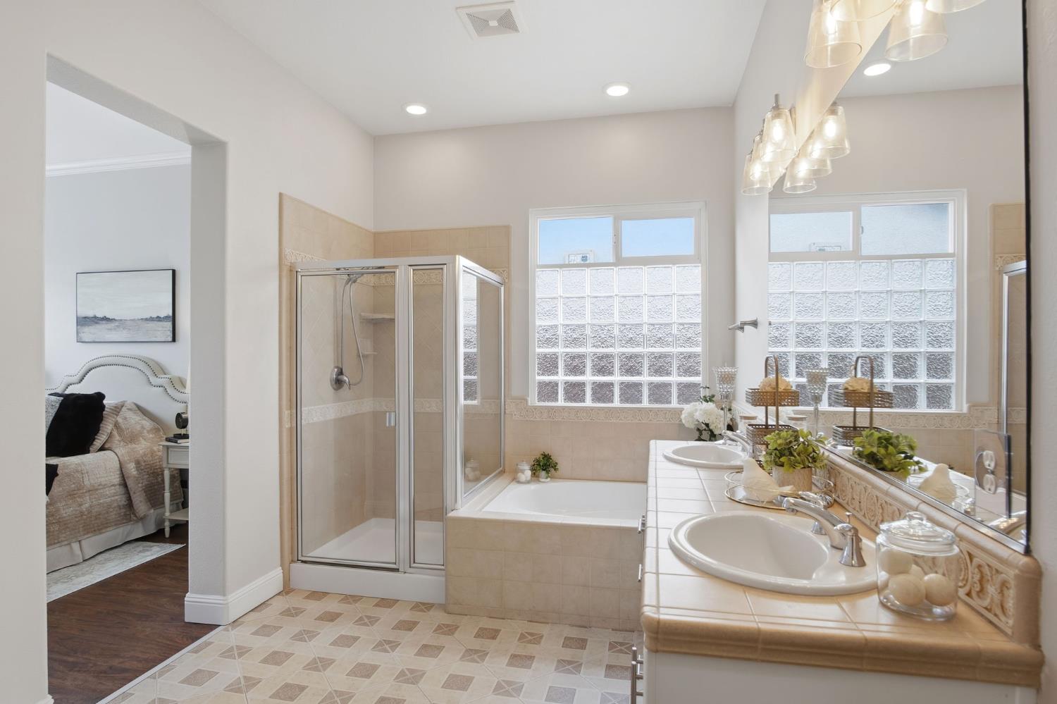 286 Cresta Way, Oakdale, CA 95361