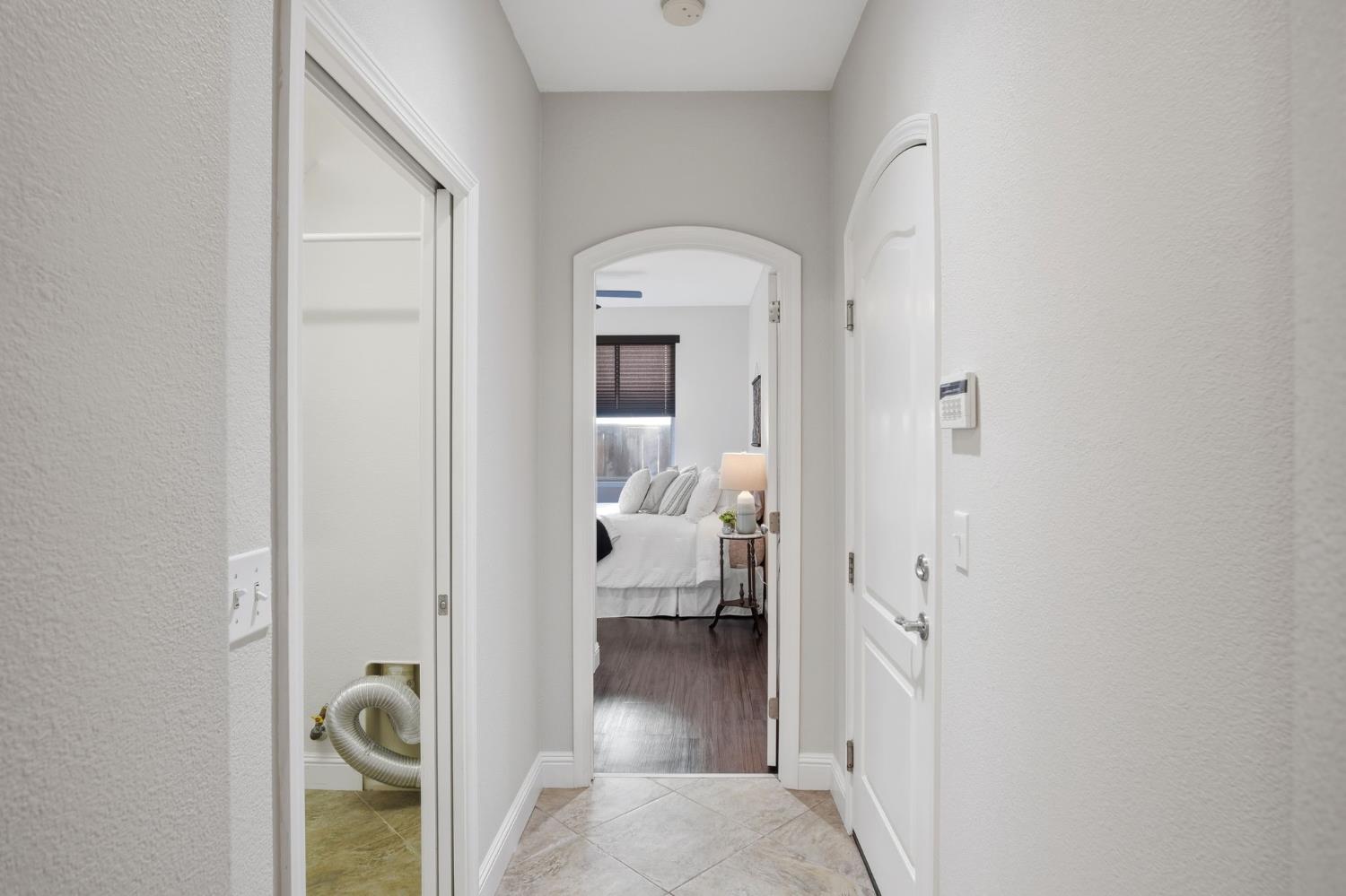 286 Cresta Way, Oakdale, CA 95361