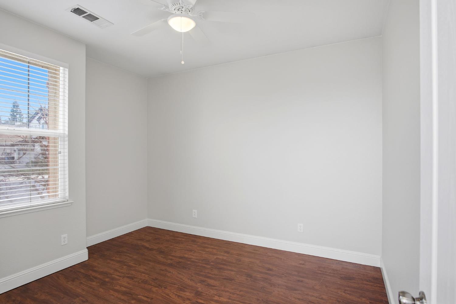 286 Cresta Way, Oakdale, CA 95361